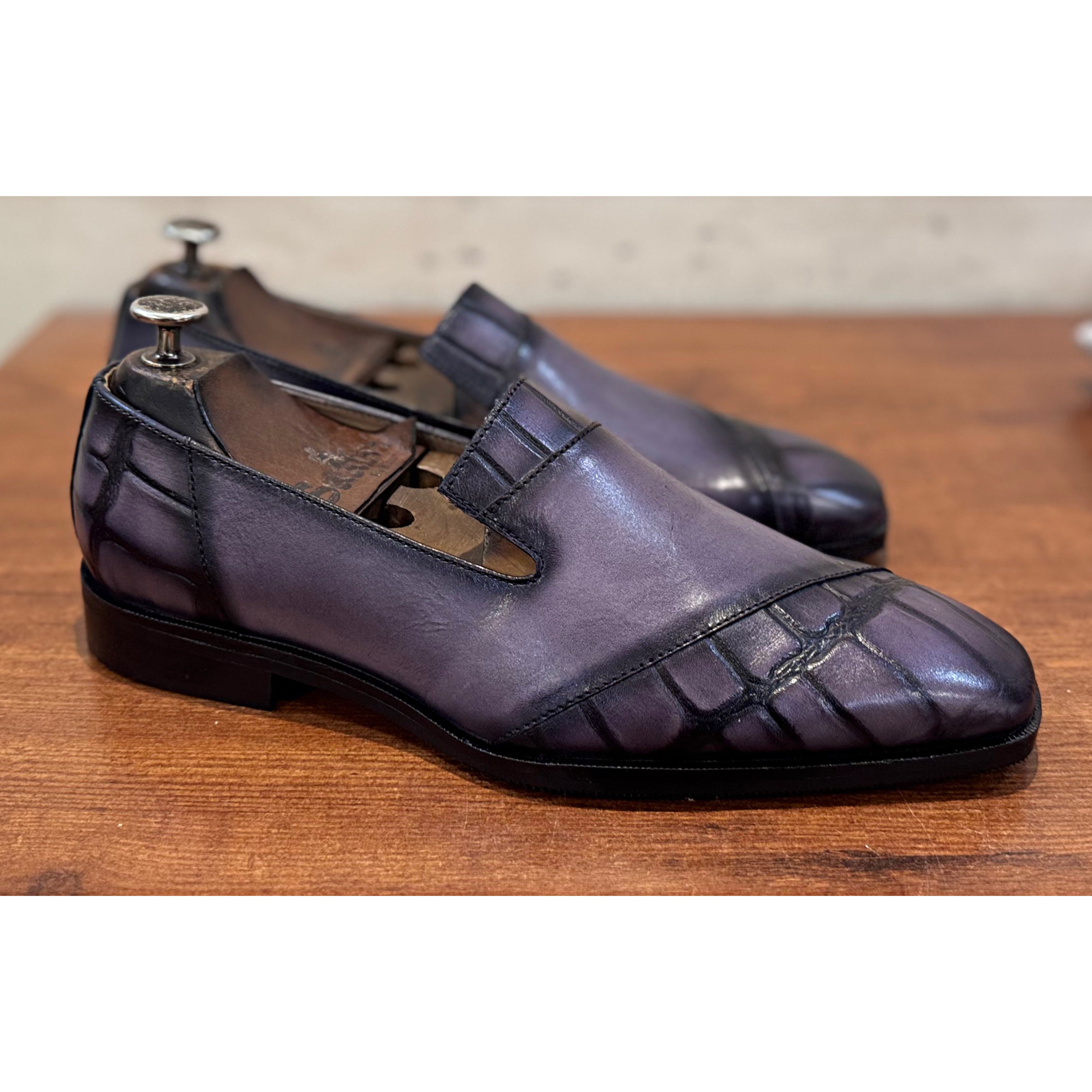 Croc Textured Loafers Grey Hand Patina