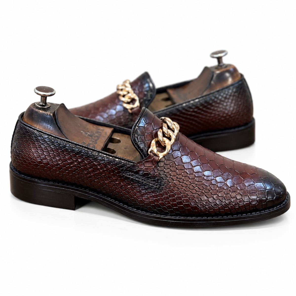 Bordeaux Aureum Croco Chain Loafers