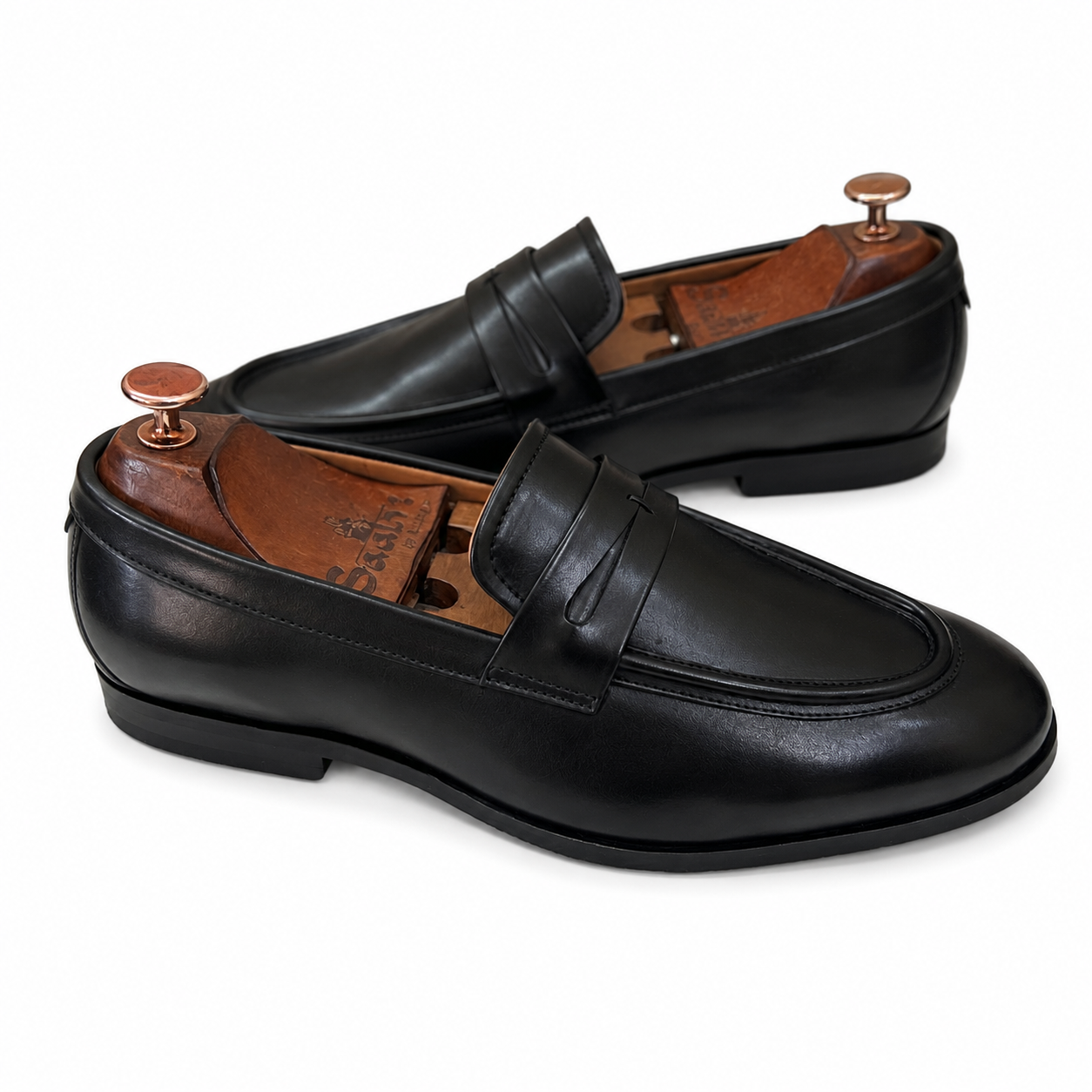 Regent Classic Penny Loafers – Black
