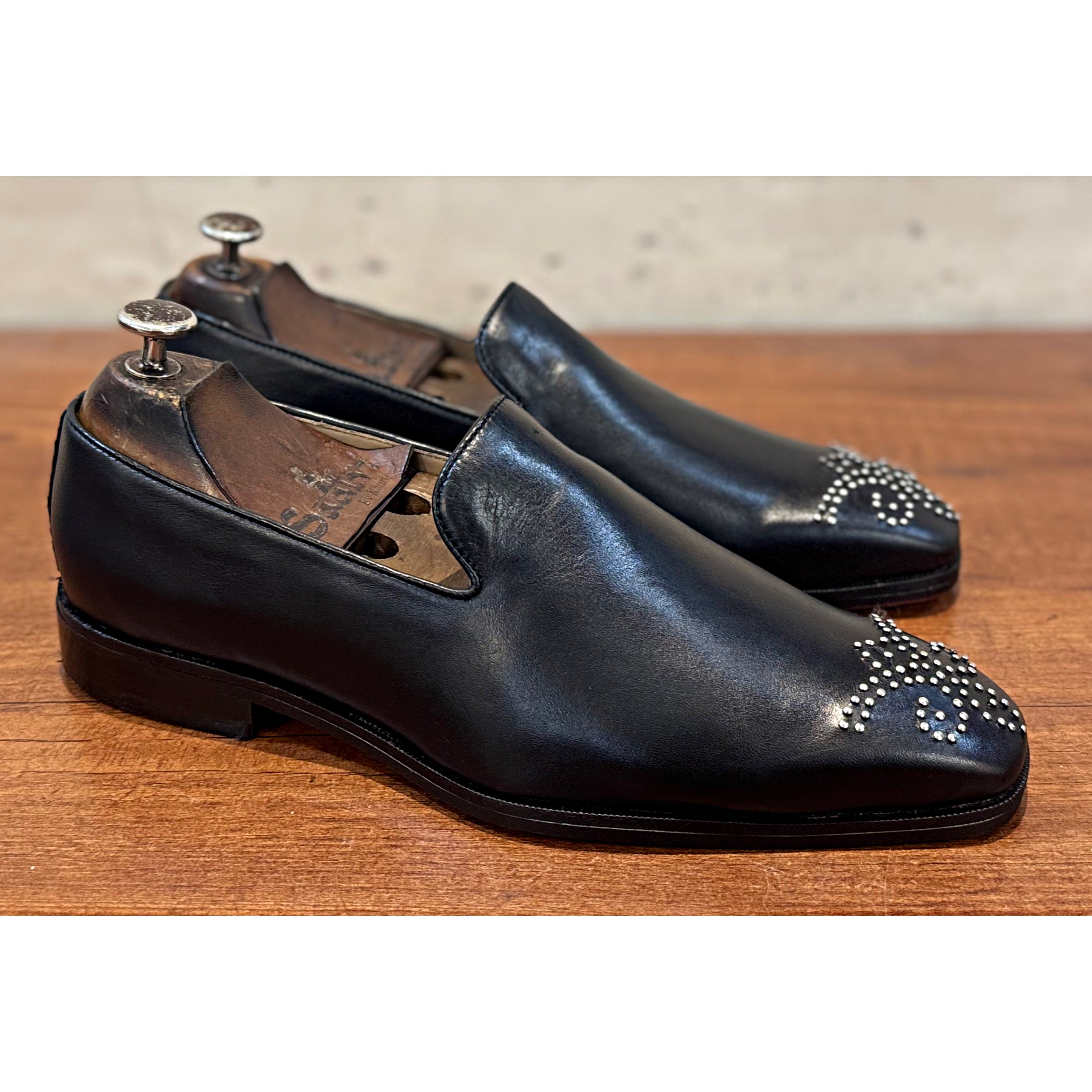 Black Slipon With Bajri