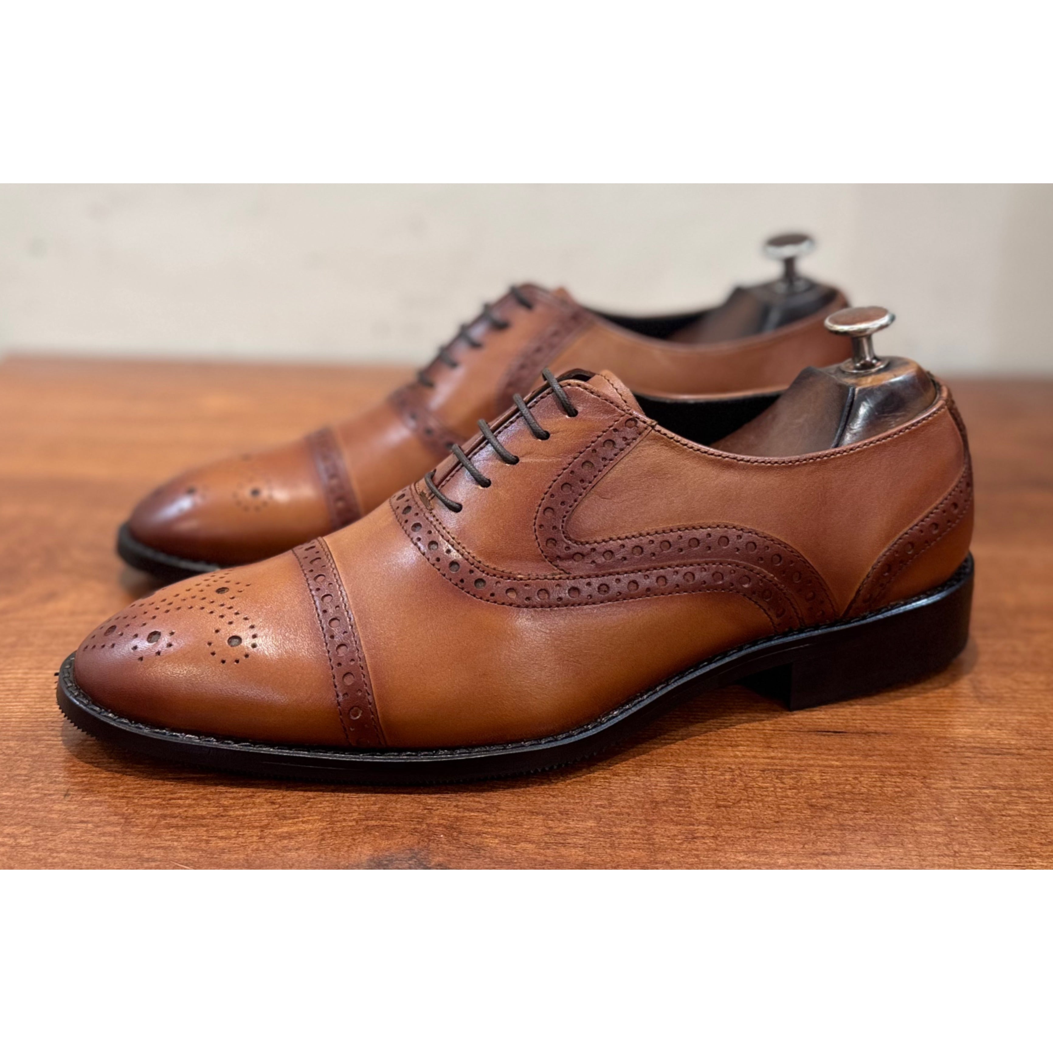 Saalvi Men's Cap Toe Oxfords Tan Brown