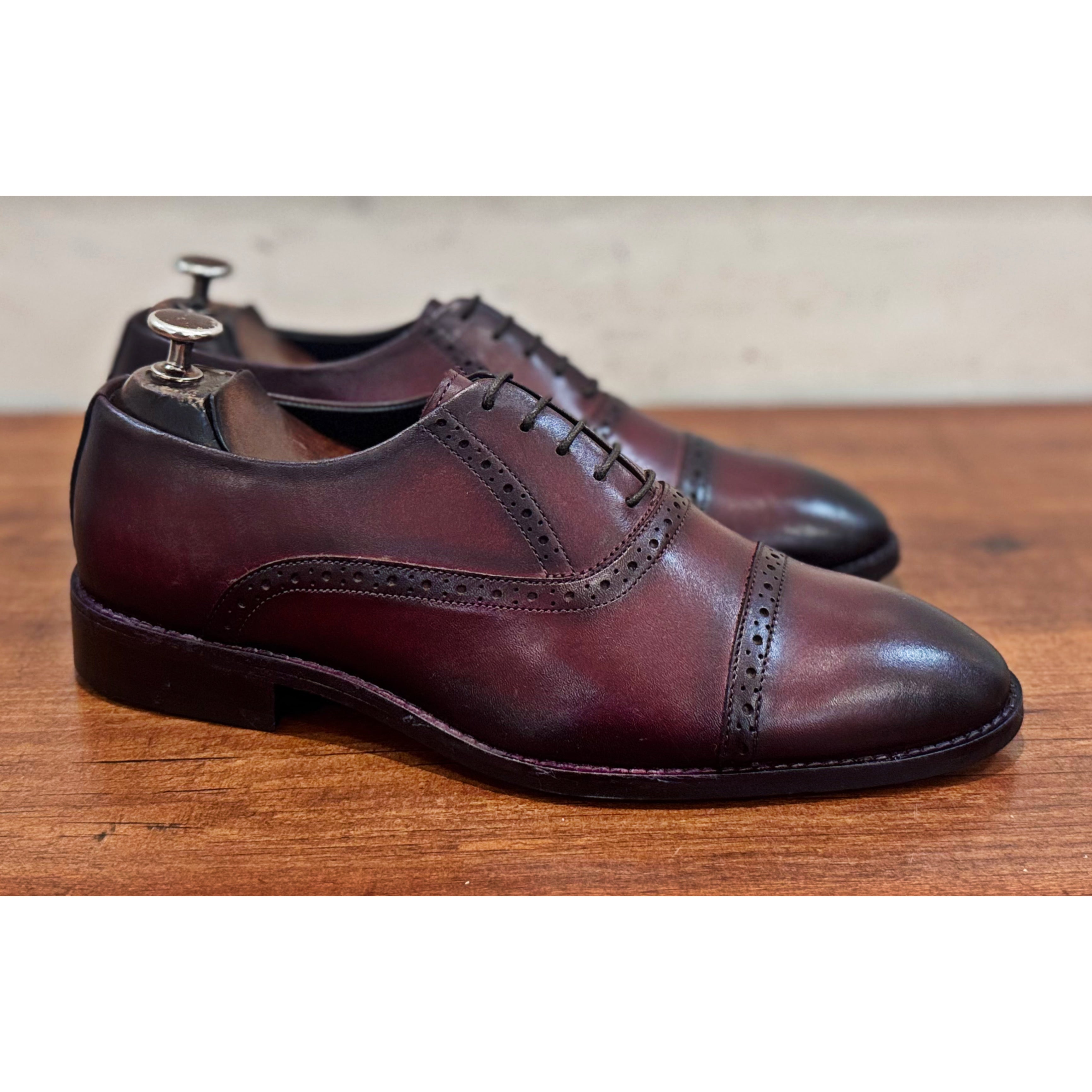 Bordo Cap Toe Oxfords