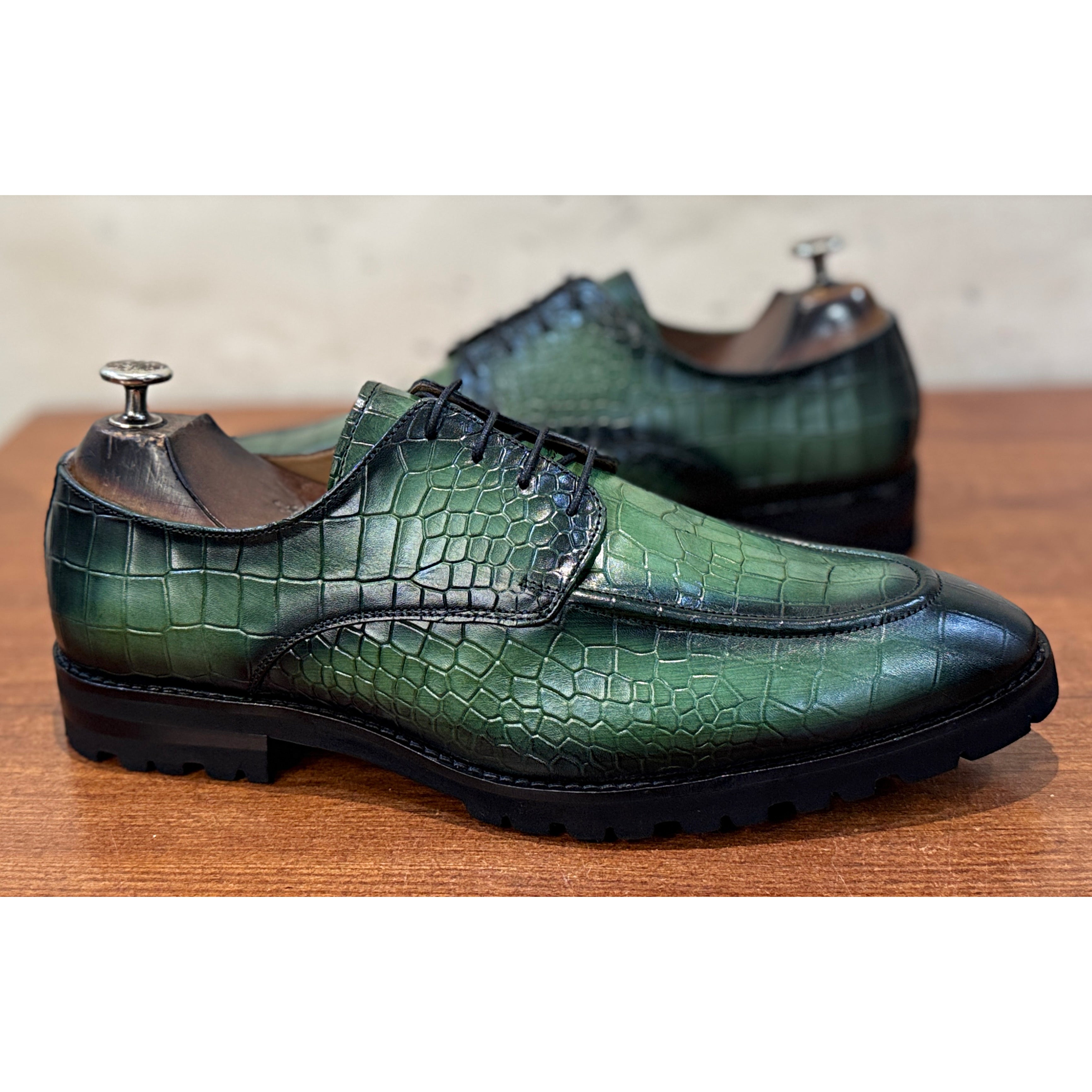 Green Croc-Embossed Leather Derby Shoes – Luxury Textured Formal Dress Shoes