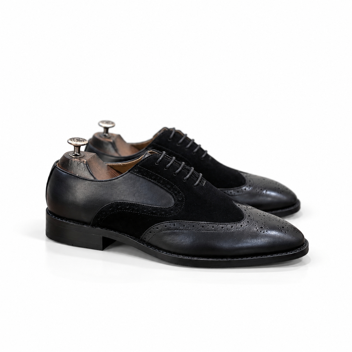 Noir Regent — Black Leather & Suede Wingtip Oxfords