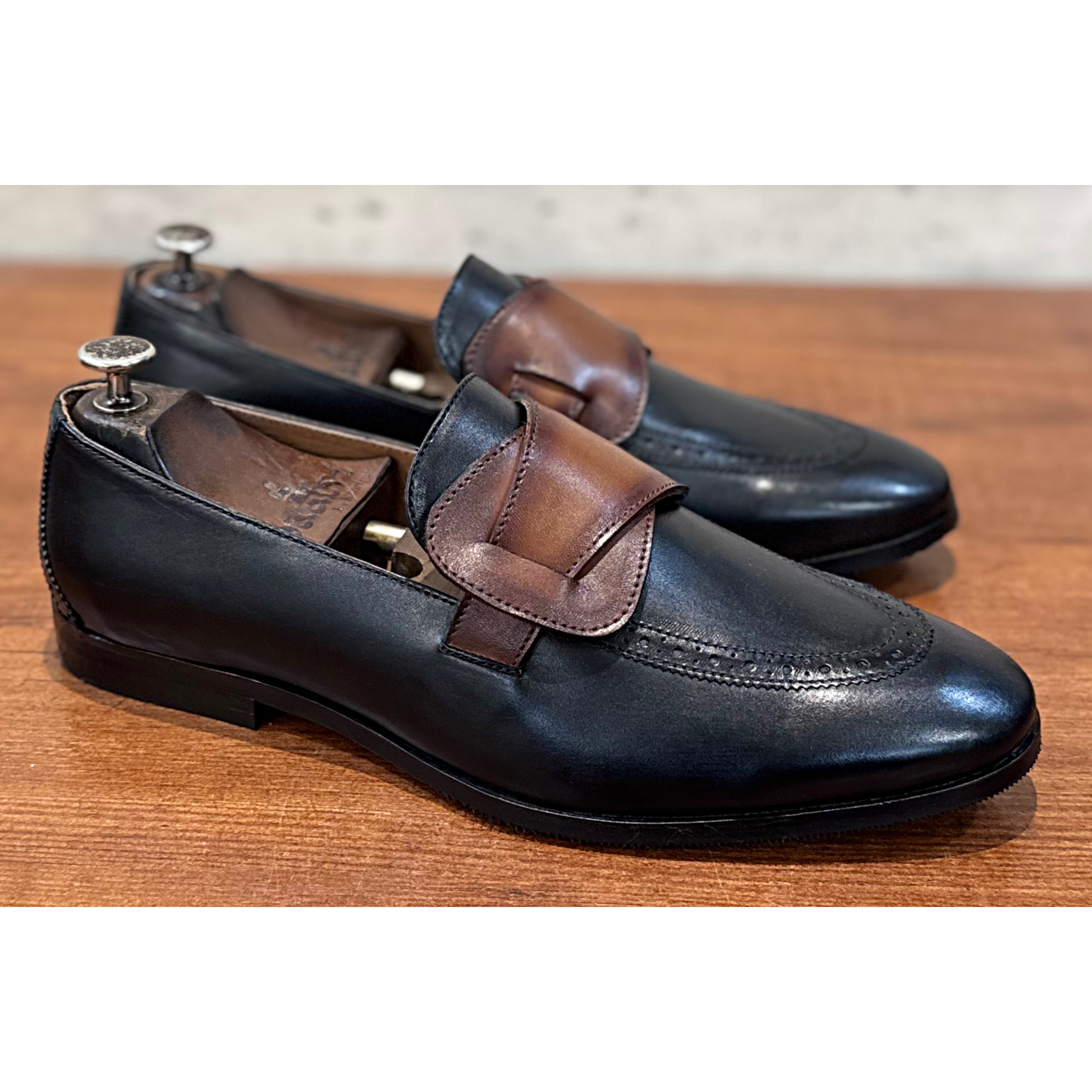 Butterfly Loafers Black & Tan