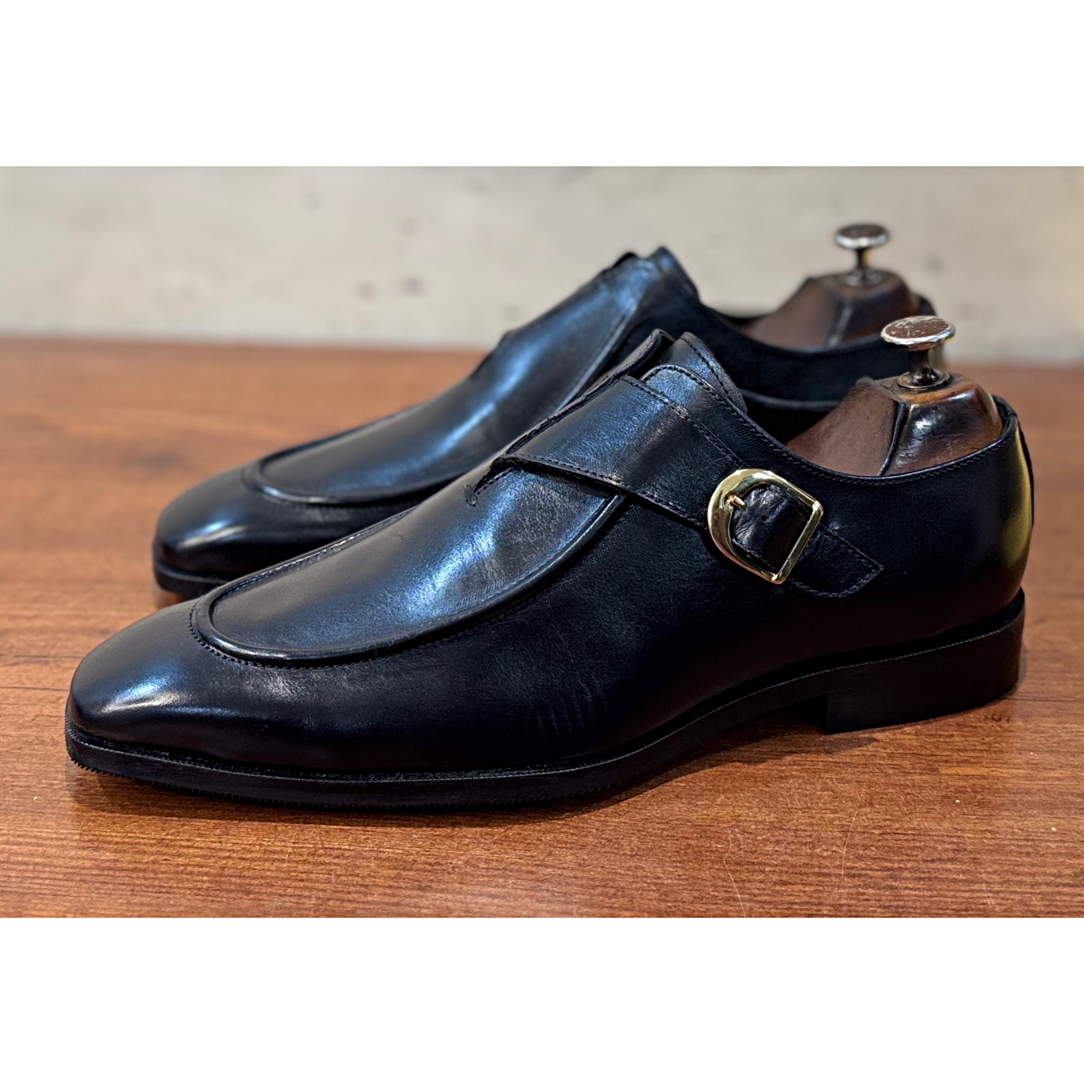 British Pointy Toe Single Monks Black