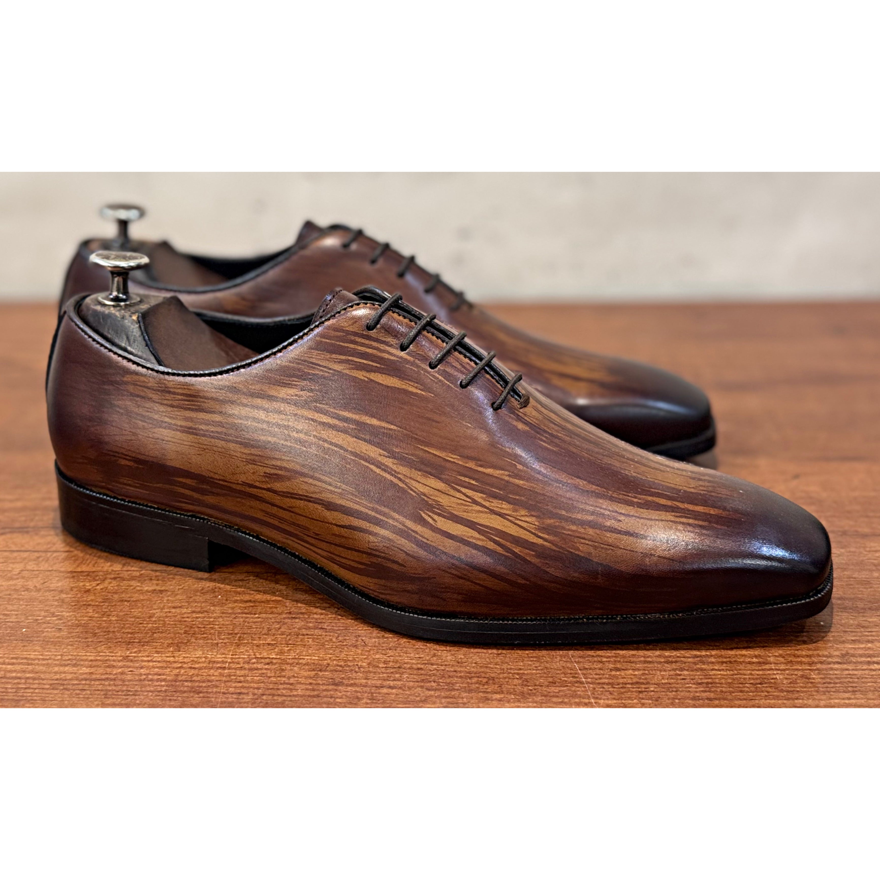 Walnut Oxford Hand Patina