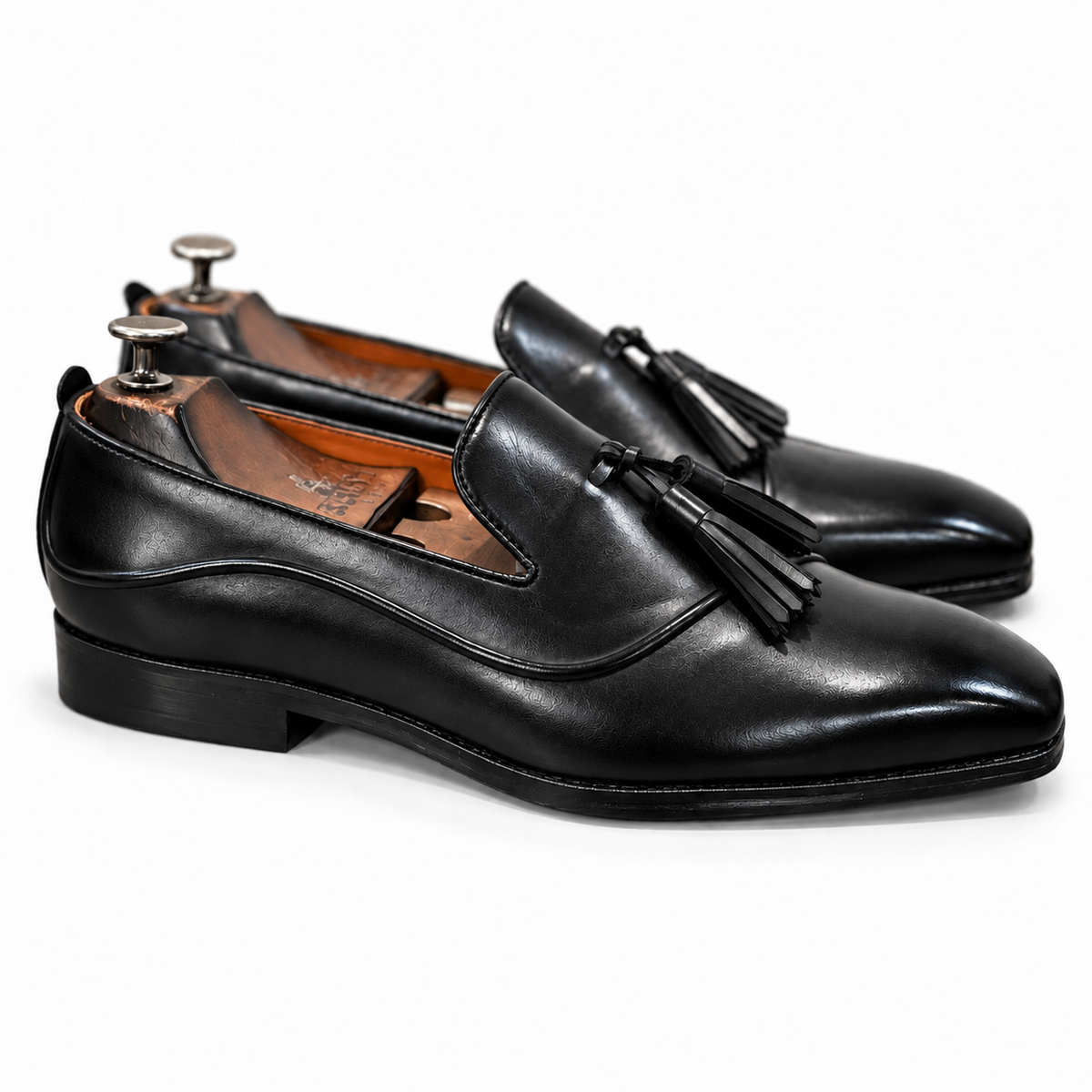 Noir Obsidian Patterned Tassel Loafers