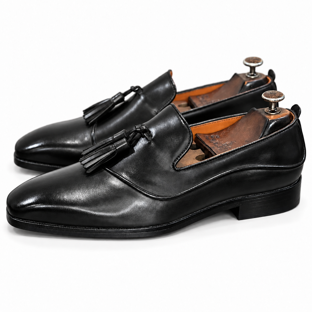 Noir Obsidian Patterned Tassel Loafers
