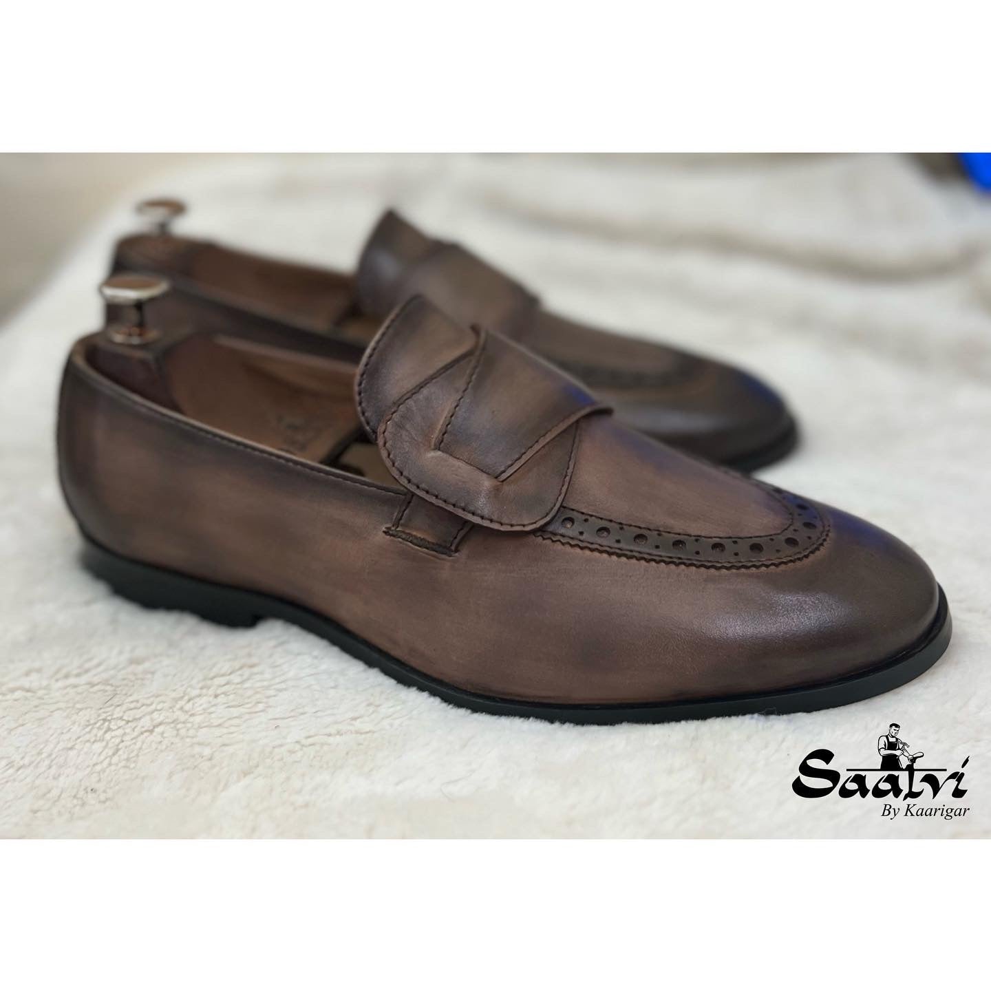 Butterfly Loafers Hand Patina Light Brown