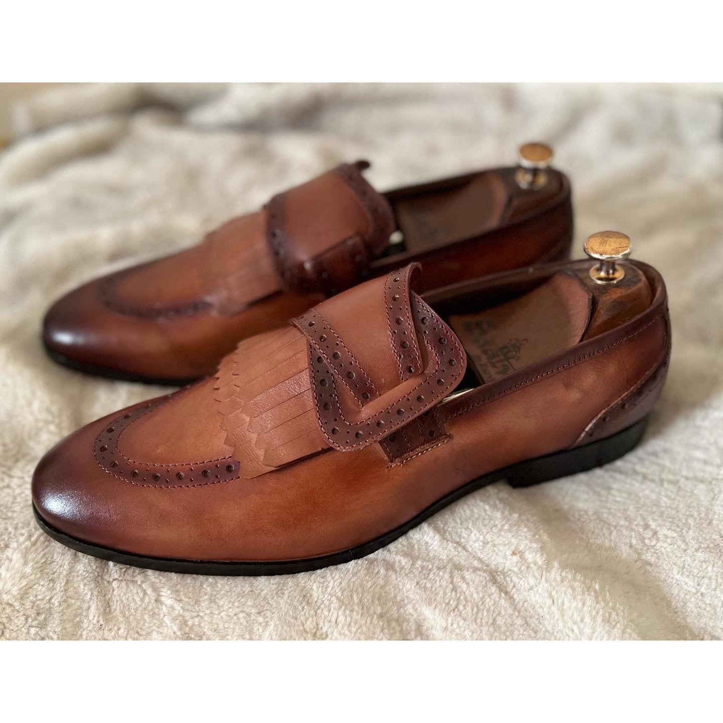 Butterfly Loafers With Fringes