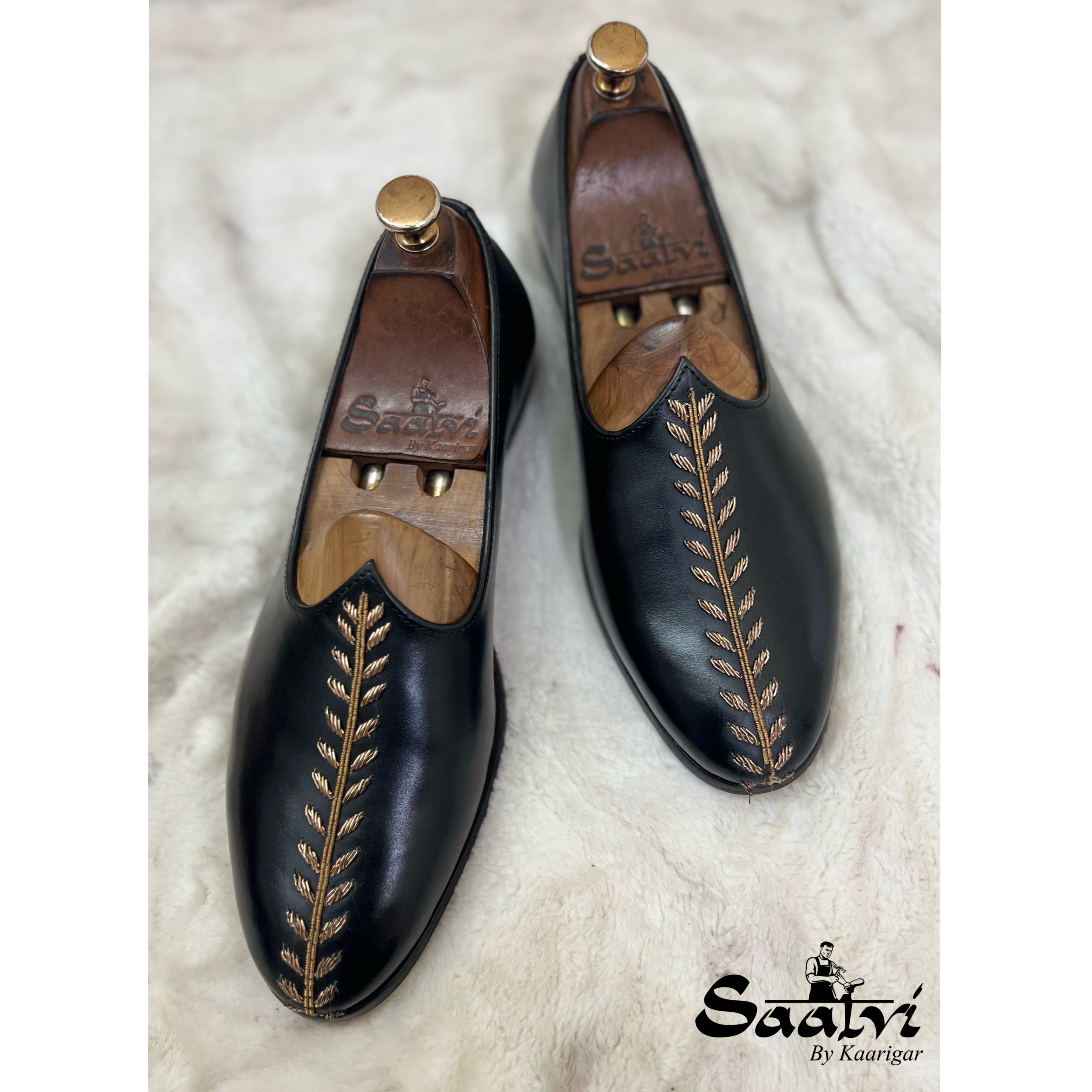 Black Leather Leaves Jalsa