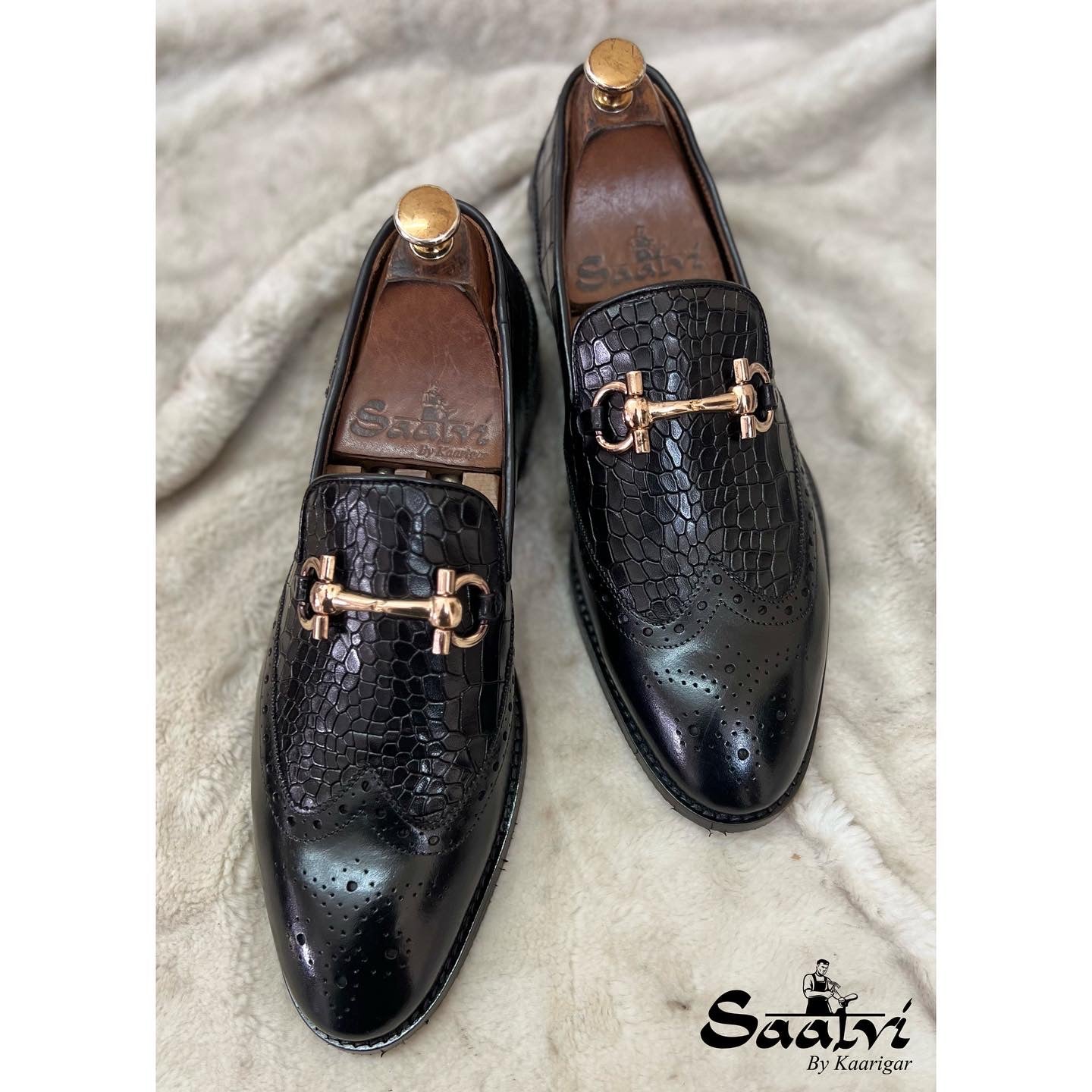 Wingcap Loafers With Metal Trim Blk