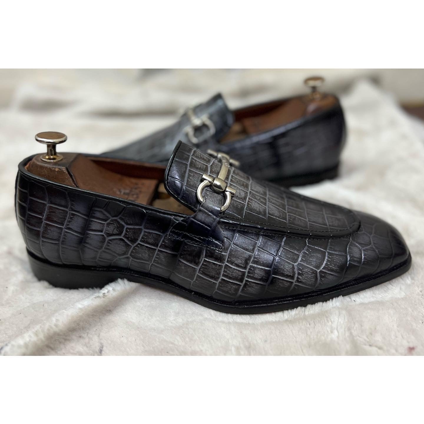 Grey Croco Loafers With Buckle