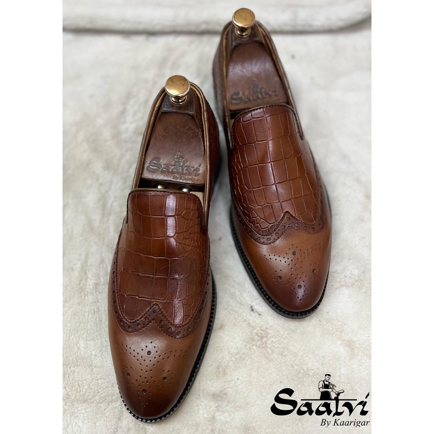 Wingcap Tan Croco Slipons