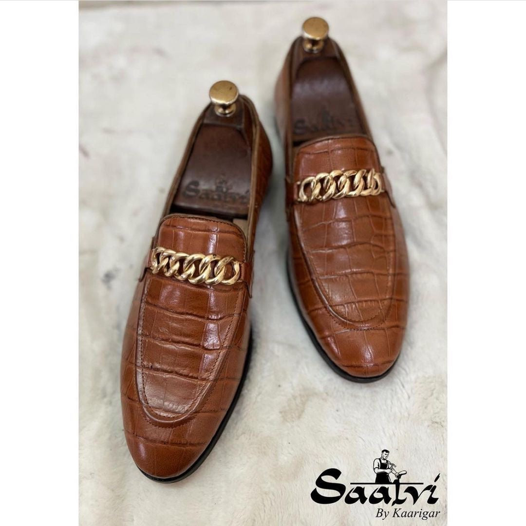 Crocodile Loafers With Chain Tan