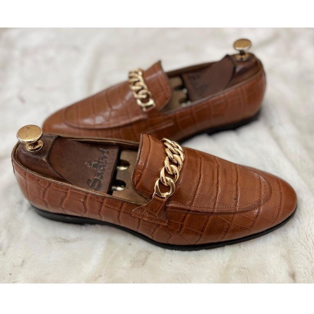 Crocodile Loafers With Chain Tan