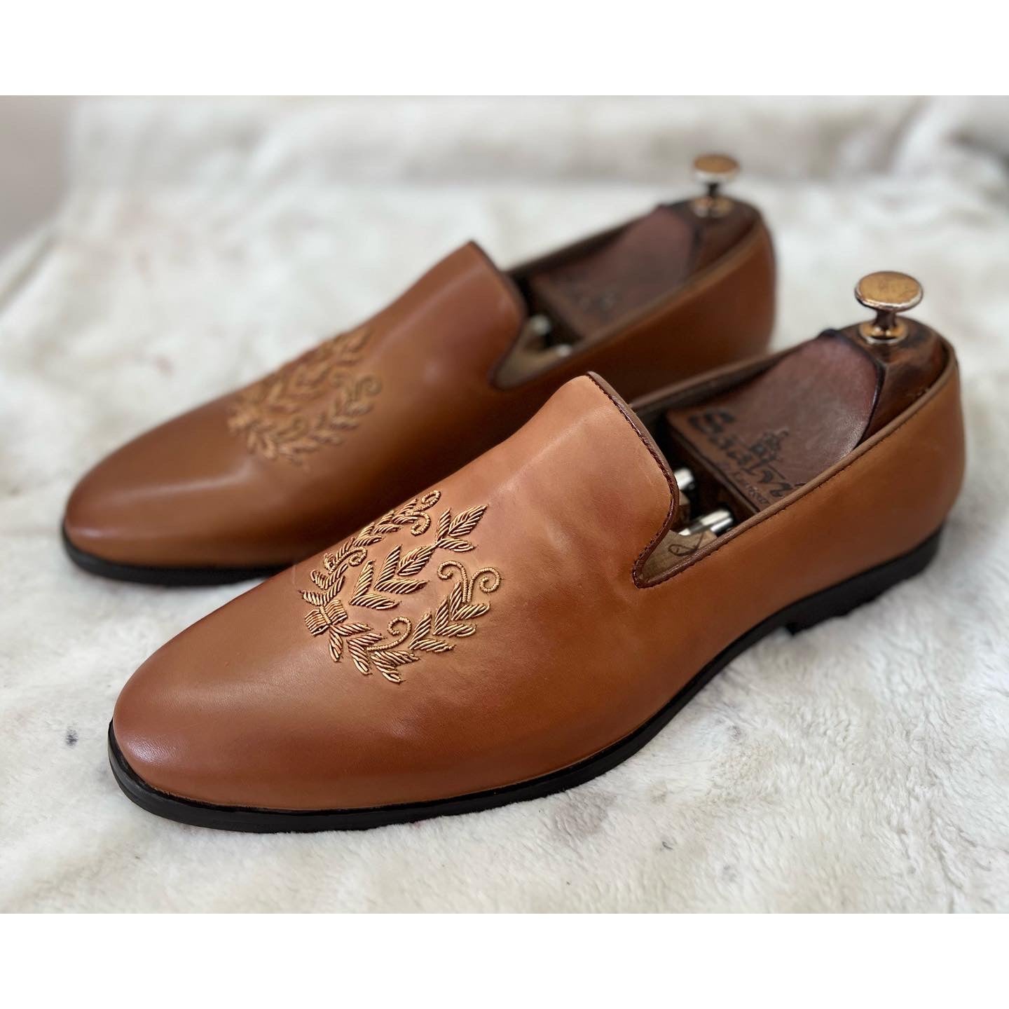 Tan Leaf Zardosi Slipons