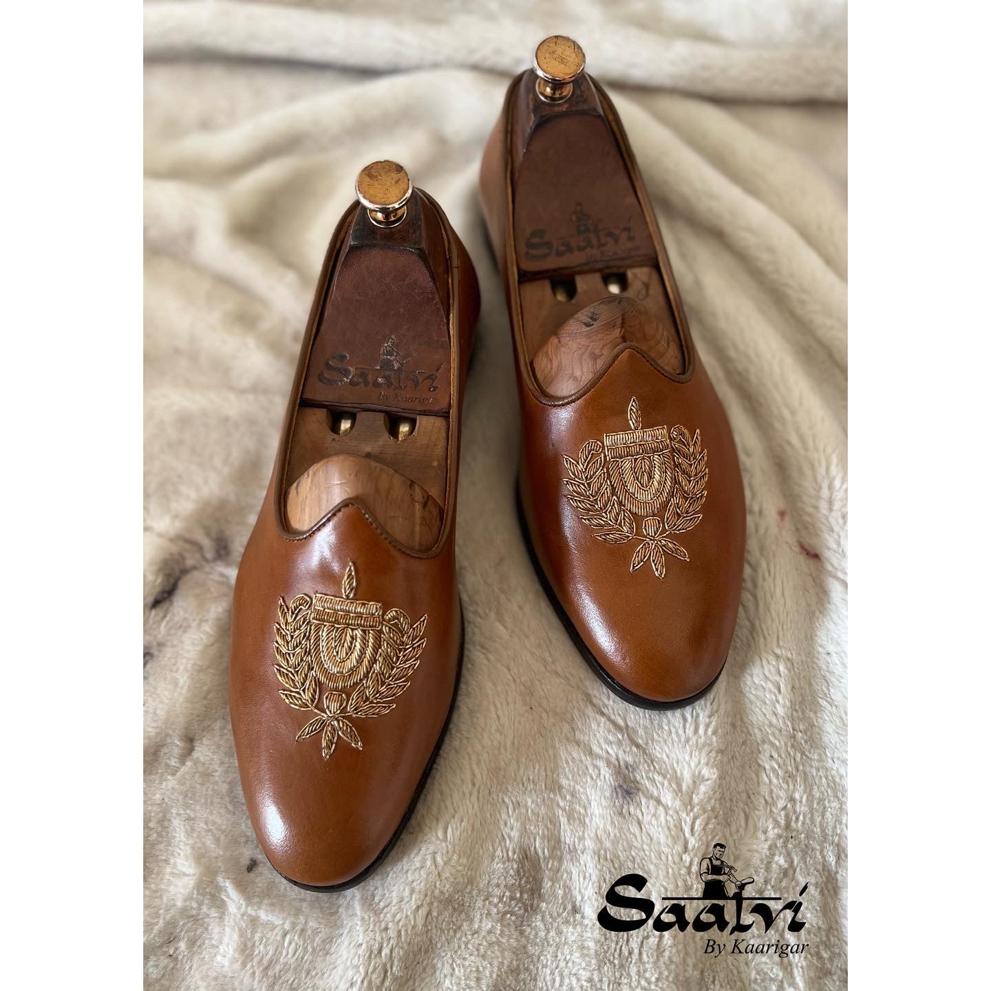 Tan Flower Zardosi Embroidery Jalsa