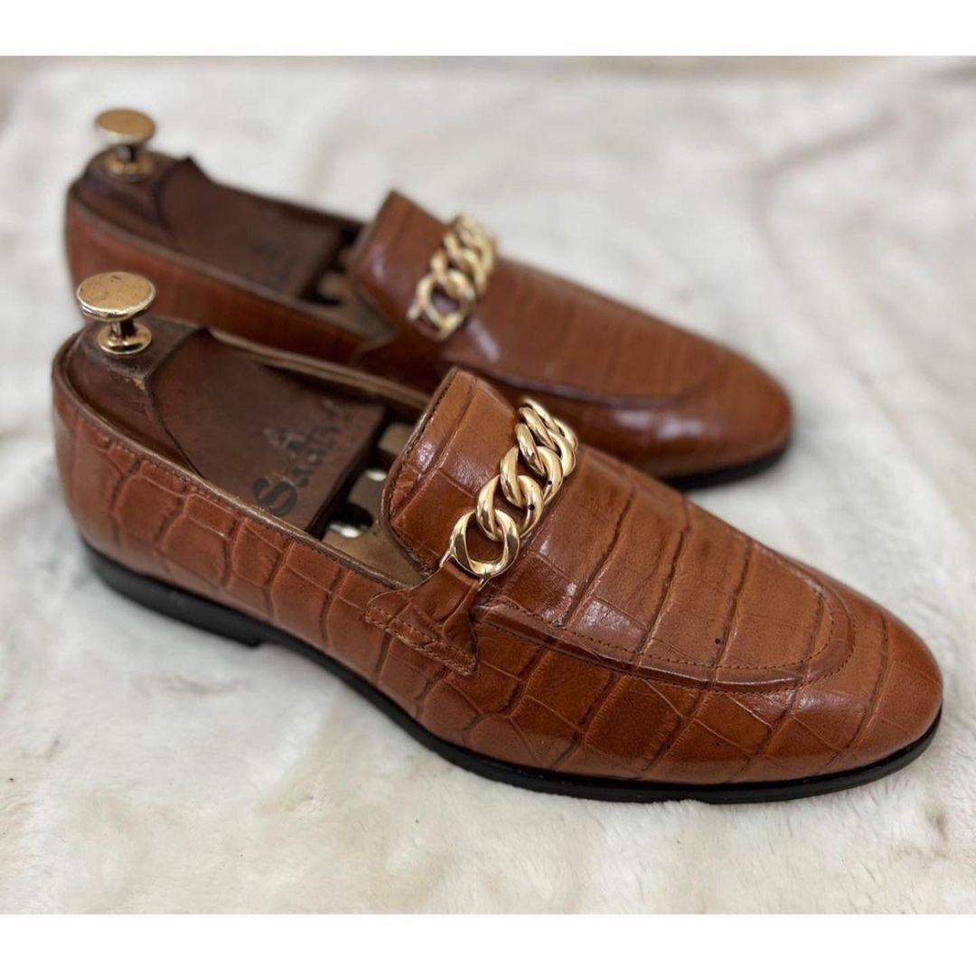Crocodile Loafers With Chain Tan
