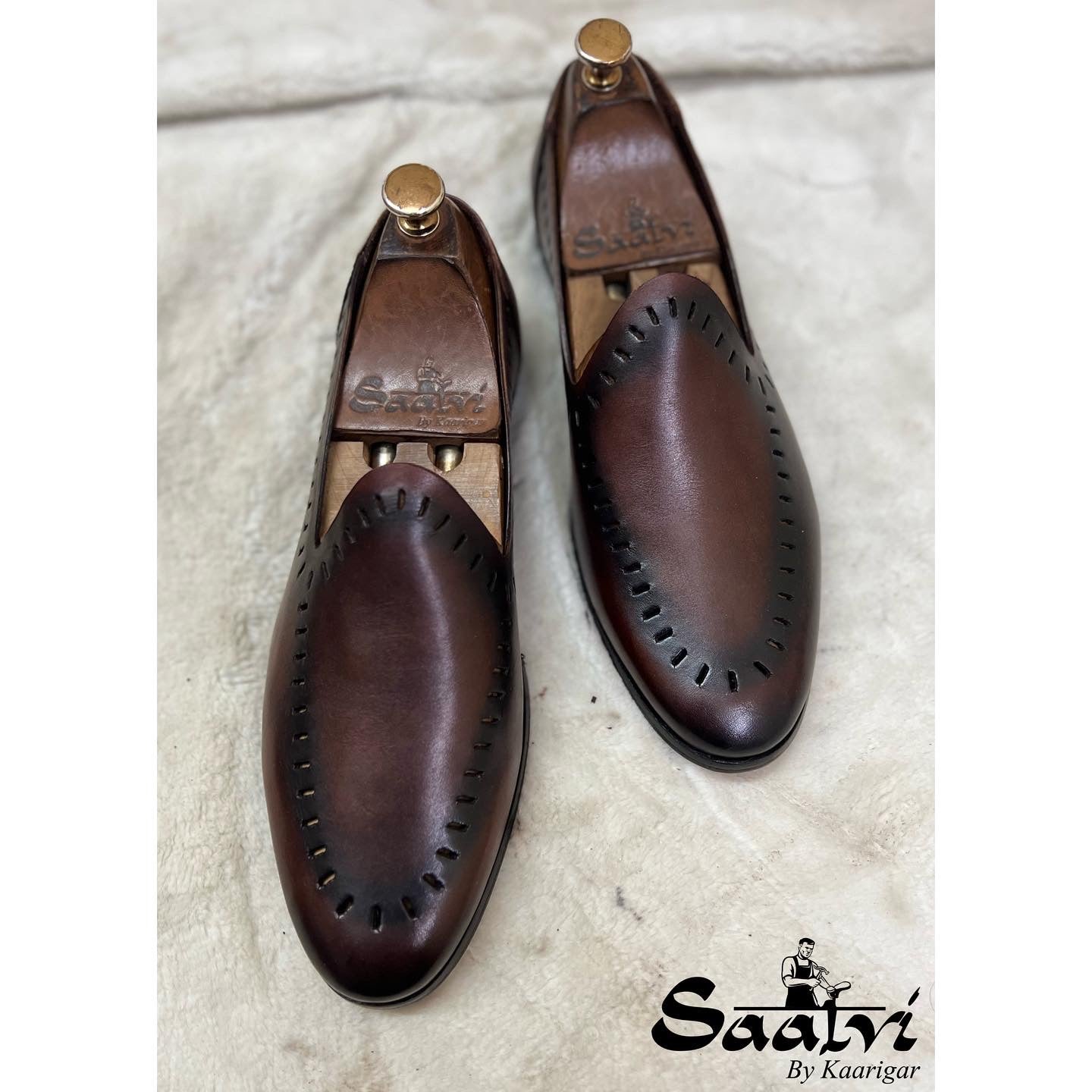 Cutwork Jutti Brown