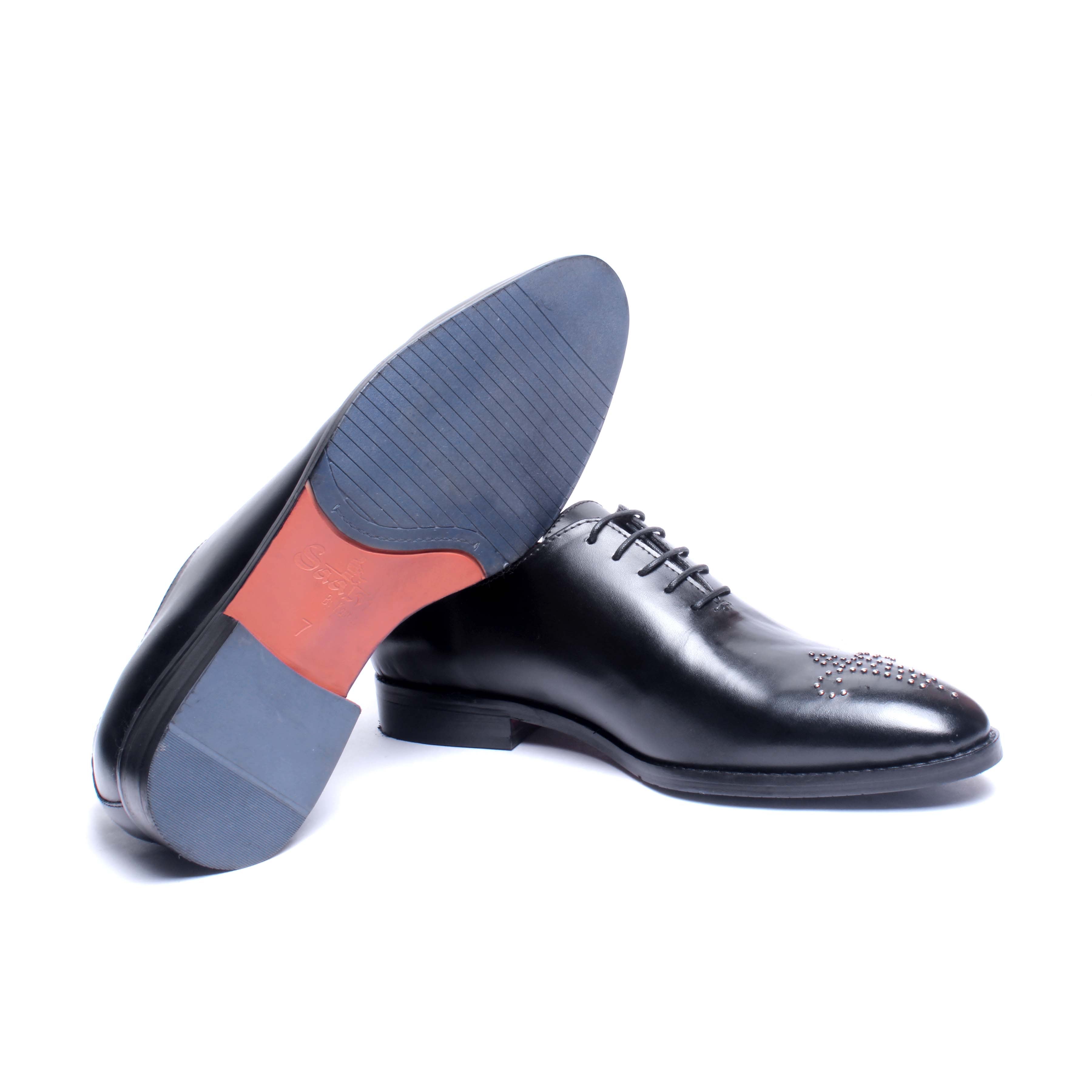 Classic Wholecut - Black