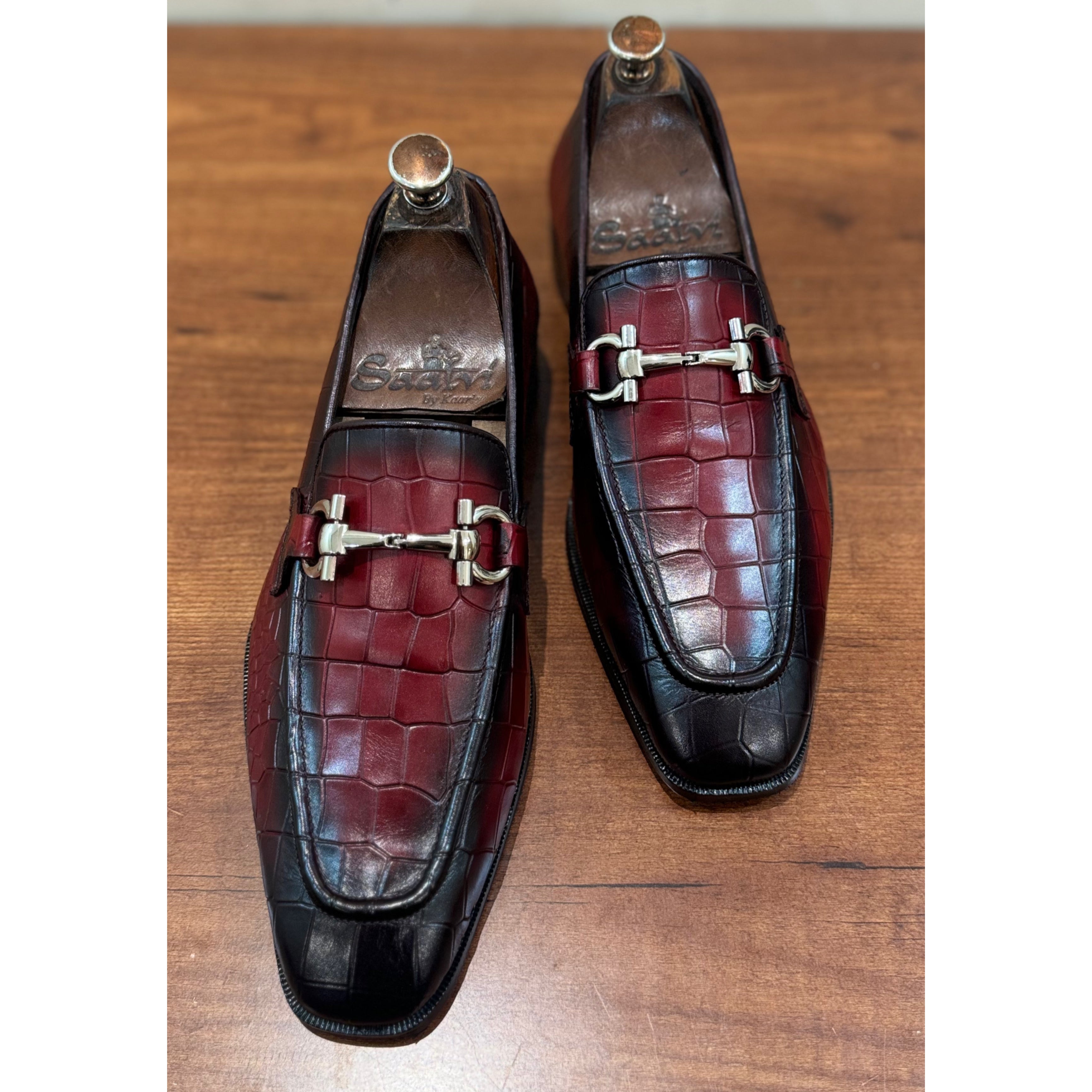 Wine Croco Loafers With Buckle