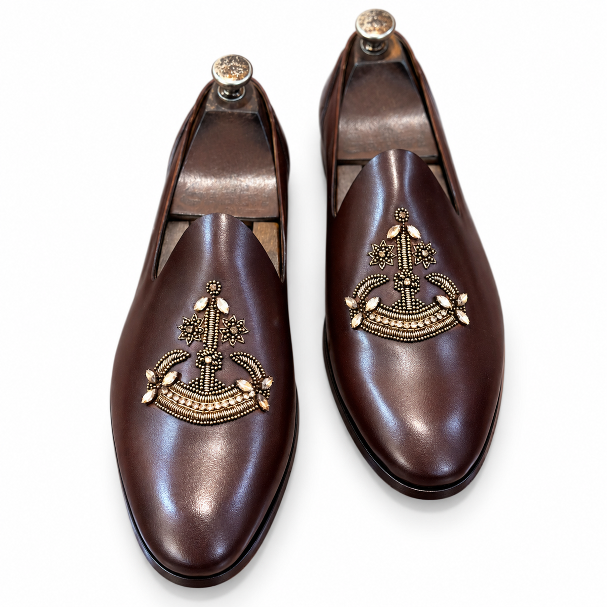 Anchor Hand Zardosi Jutti – Royal Brown