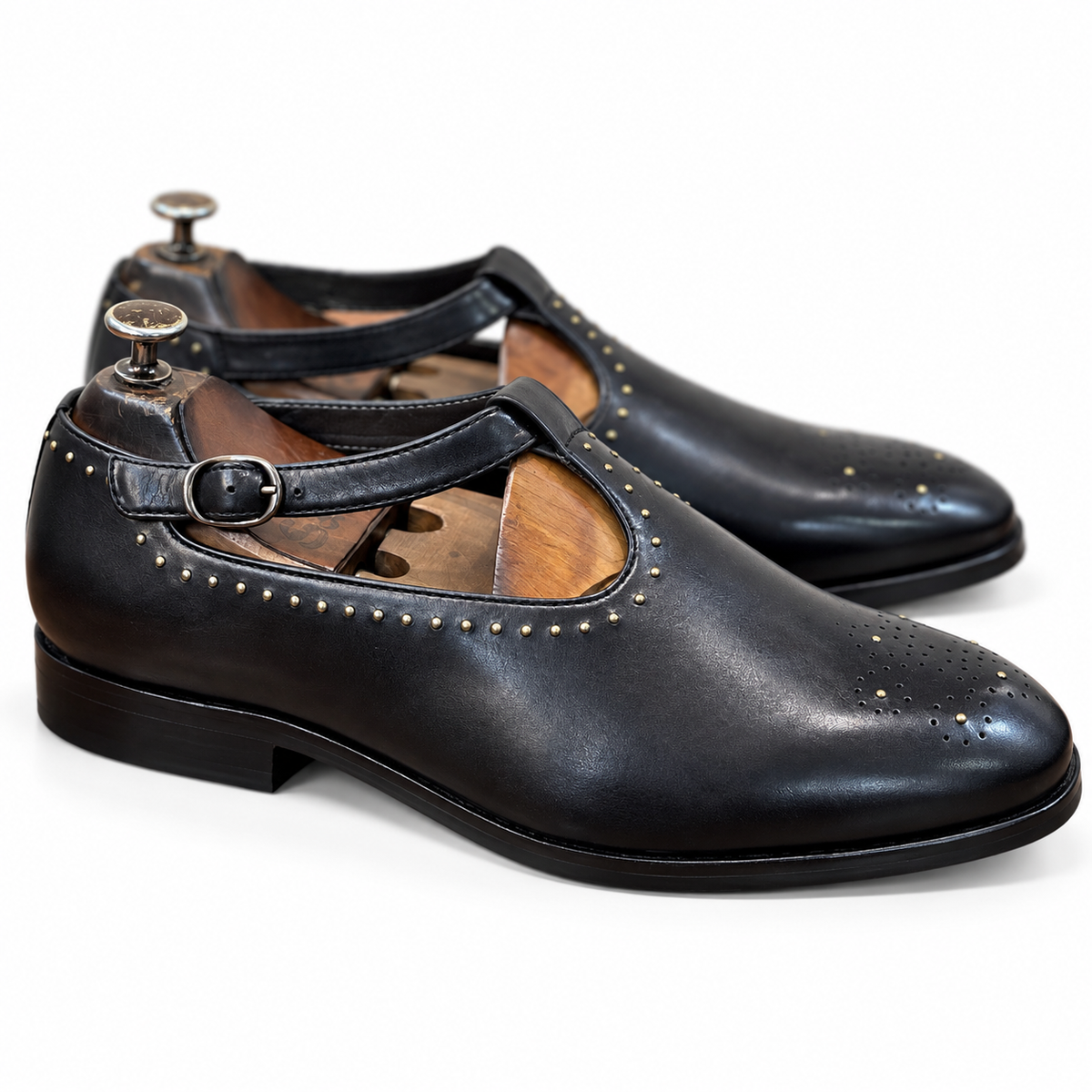 Noir Bajri Black Leather Sandals