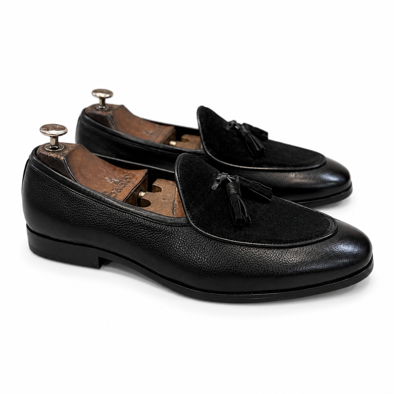 The Noir Élite Tassel Loafer