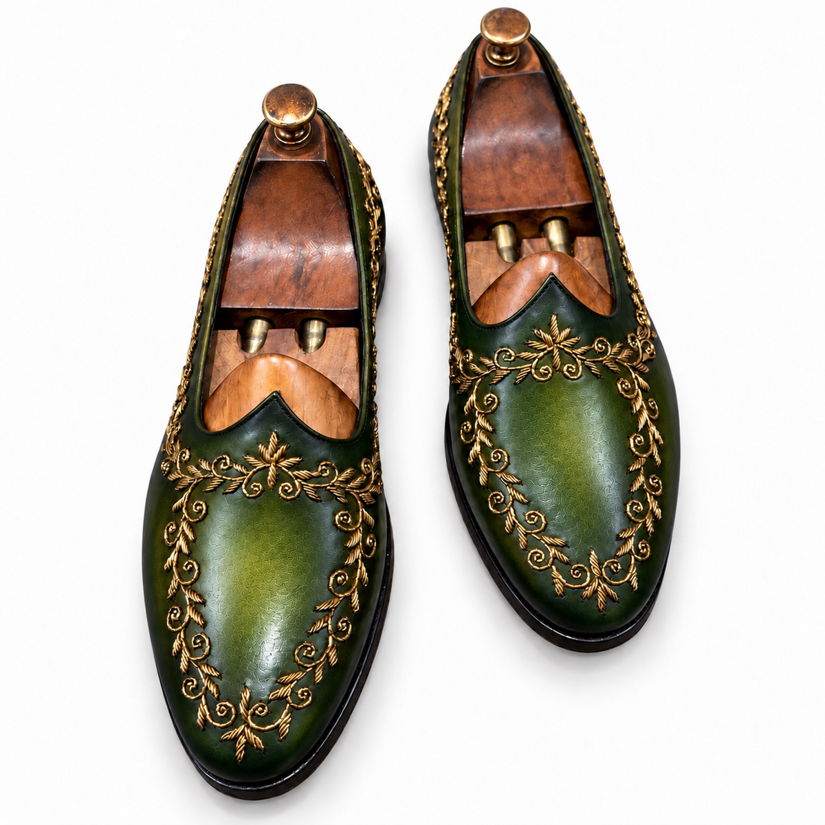 Saalvi Emerald Zari Embroidered Jalsa