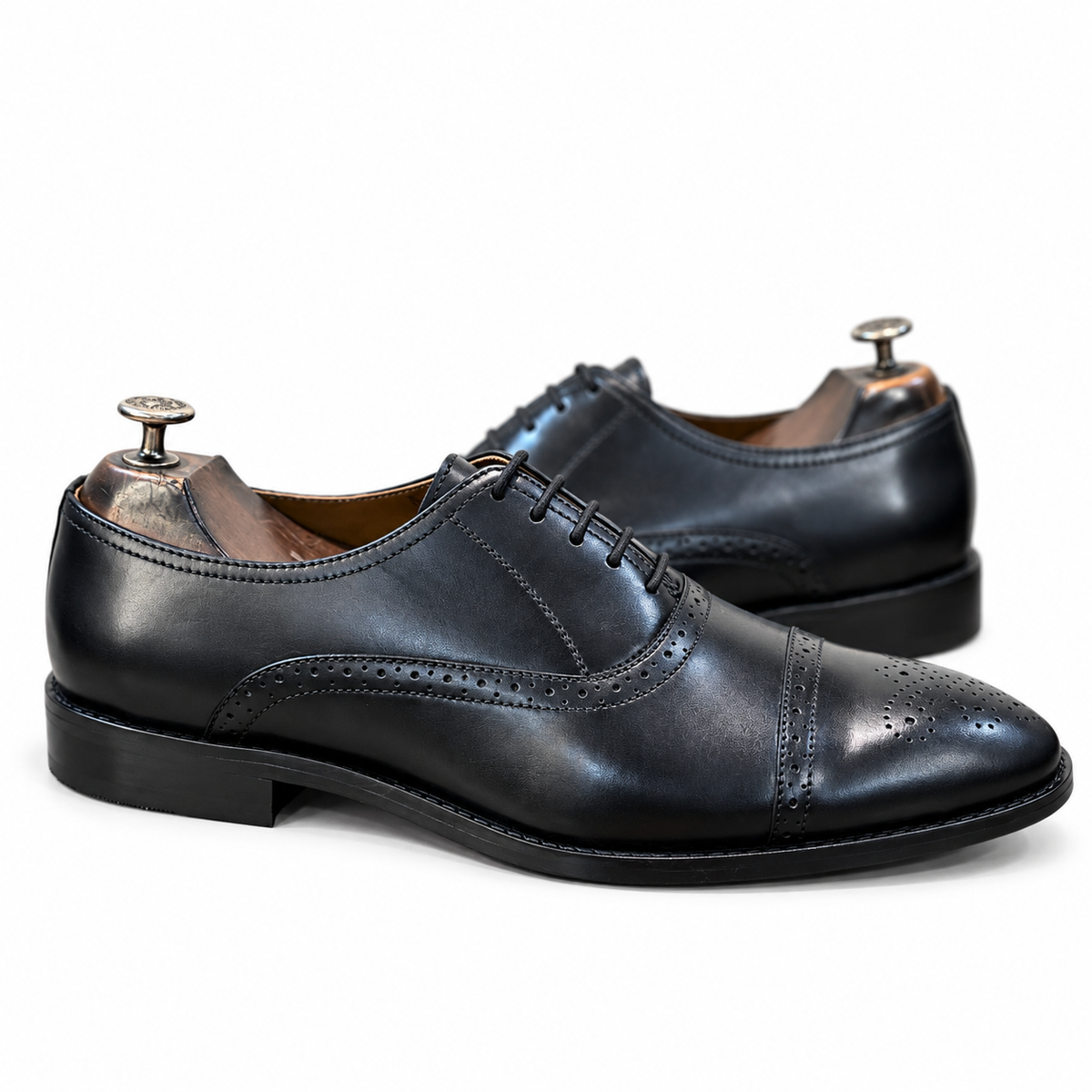 Saalvi Sovereign Black Wingtip Brogue Oxford Shoes
