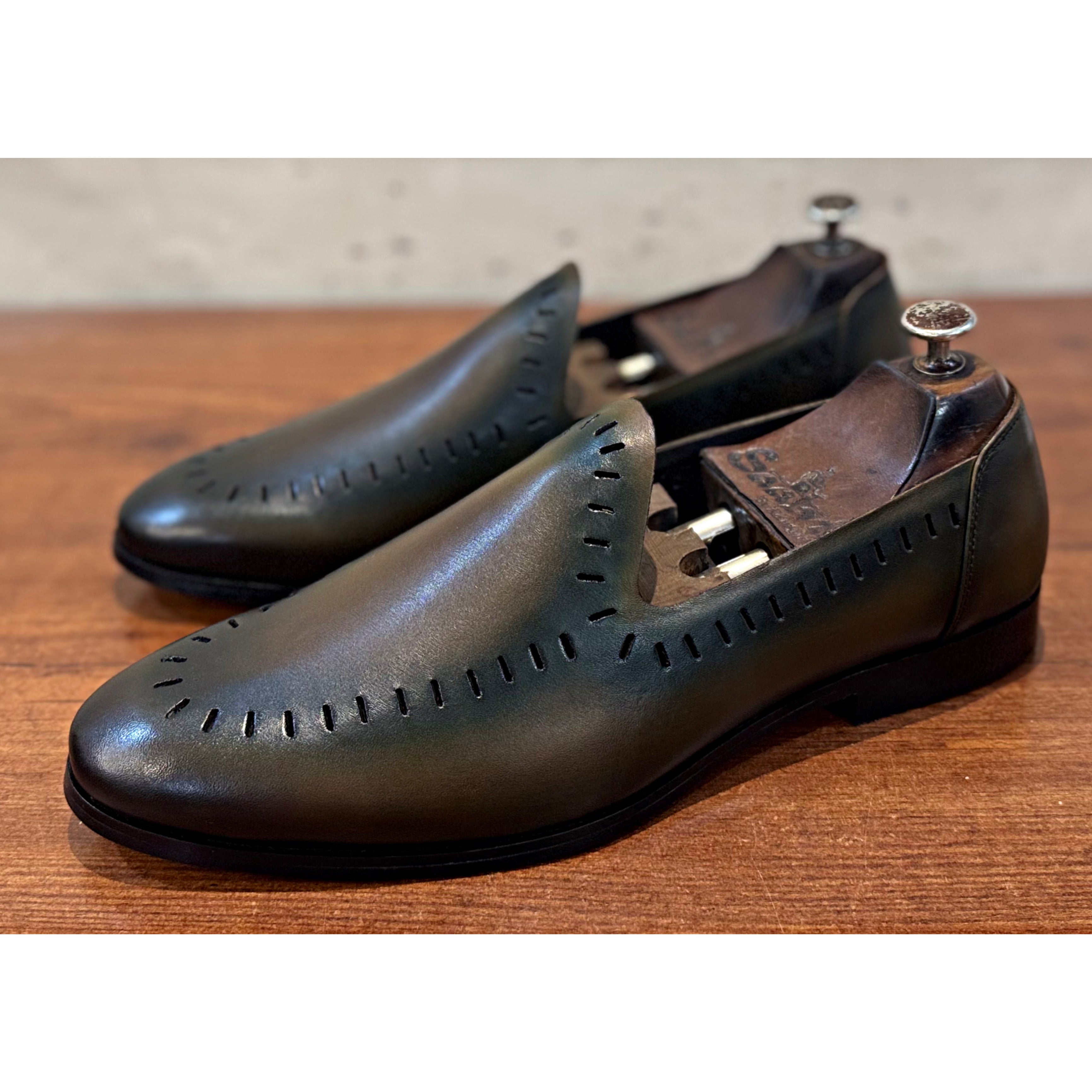 Cut Work Jutti Olive