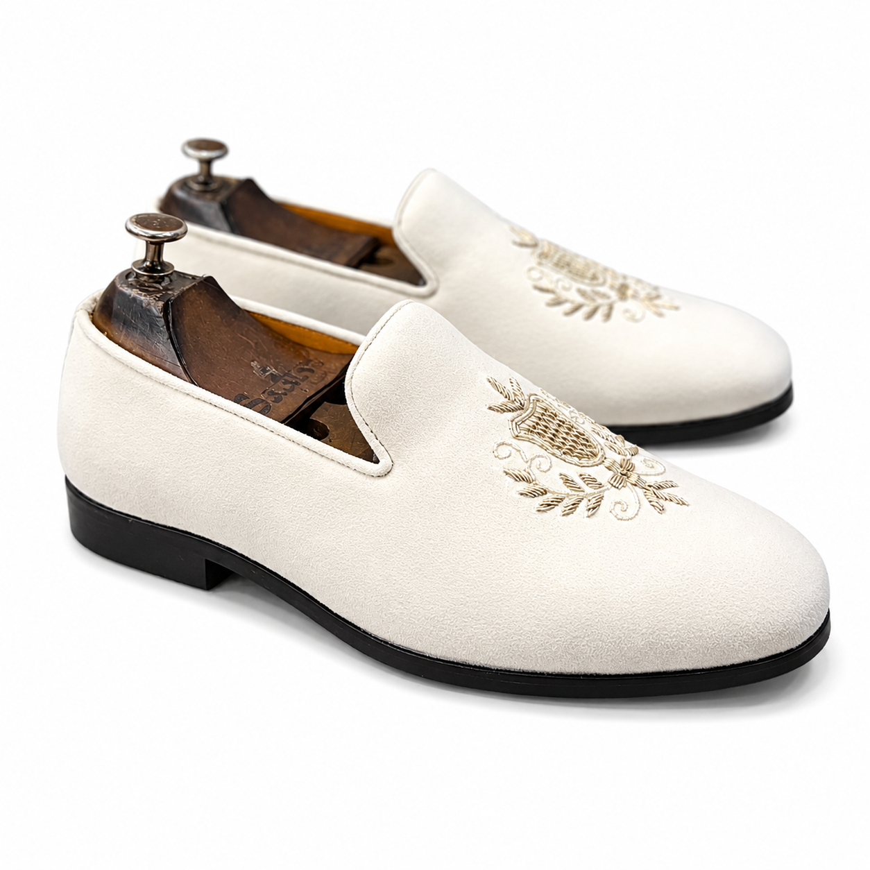 Off White Velvet Slipon With Embrodiery
