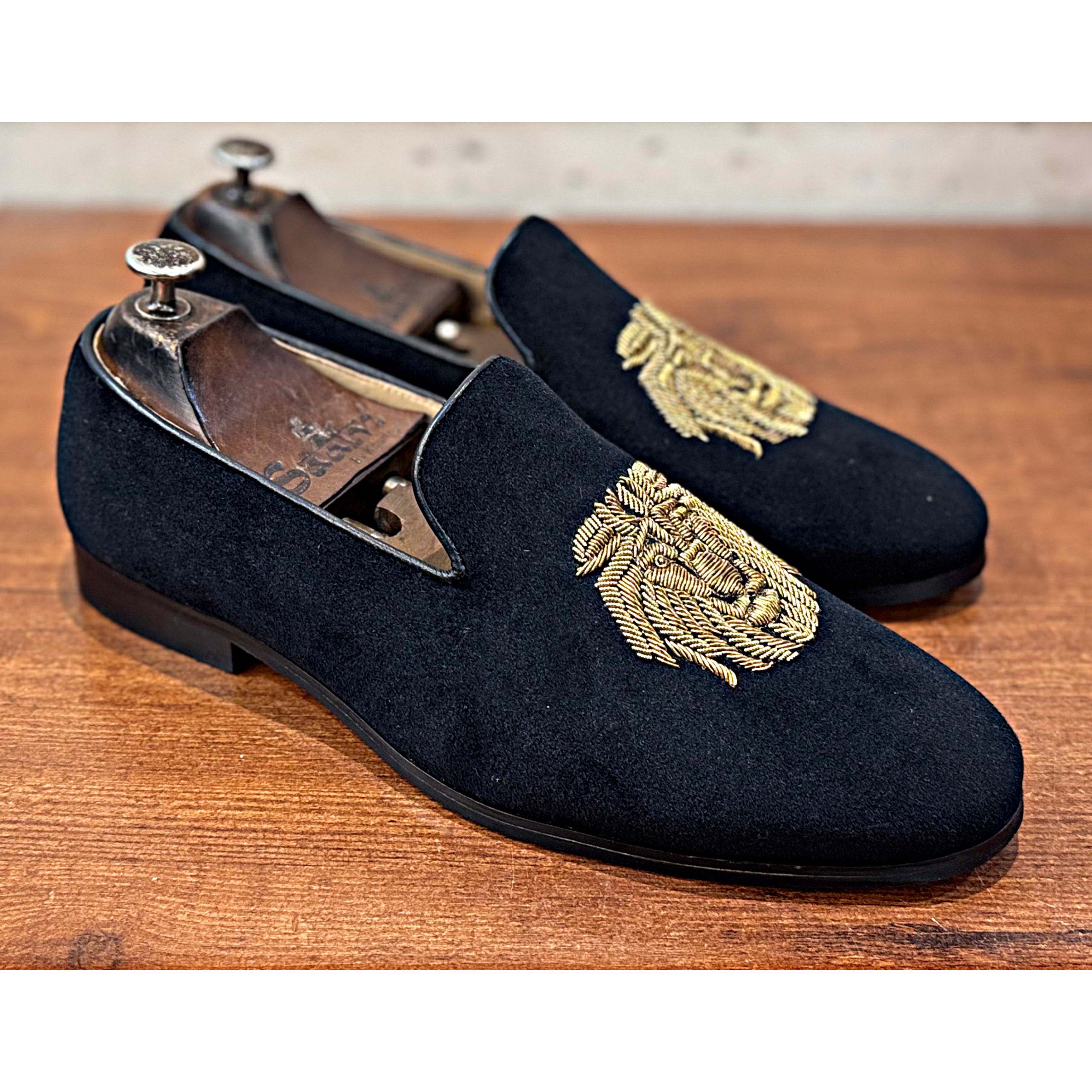 Black Velvet Lion Zardosi Slipons