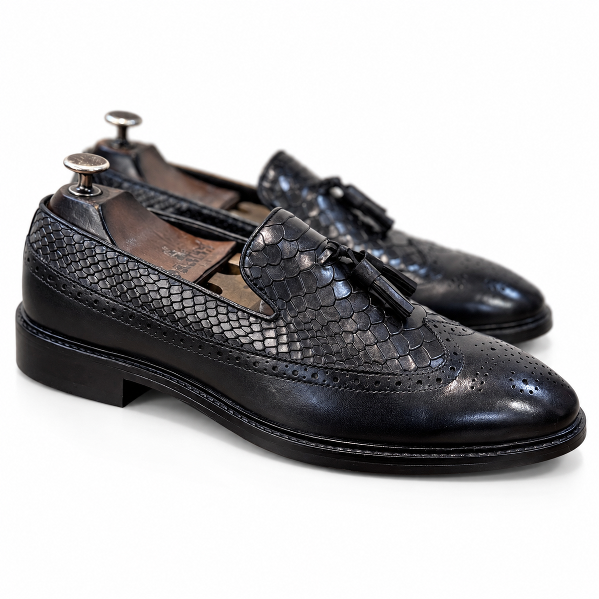 Obsidian Twin-Texture Wingtip Loafers
