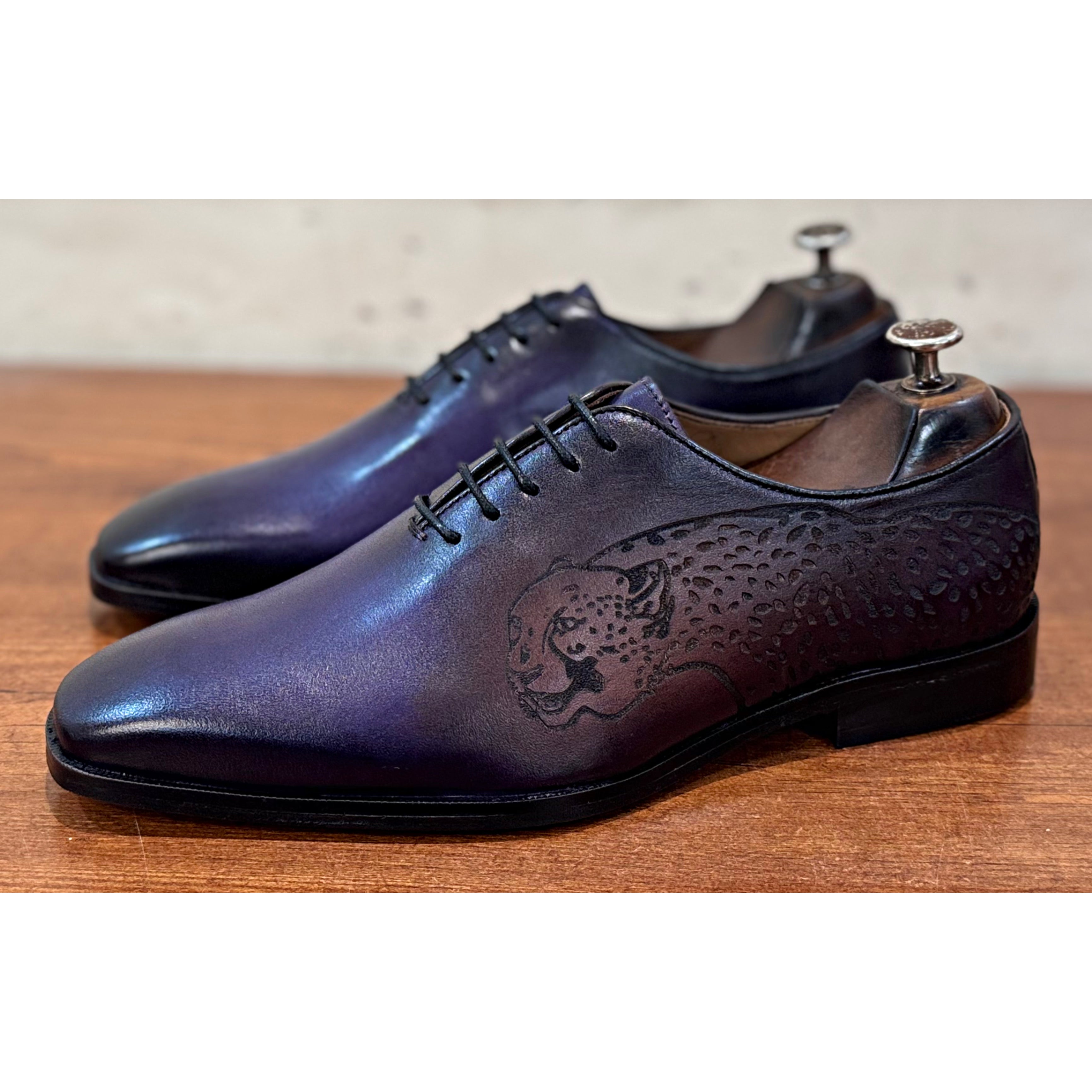 Classic Wholecut Oxford Tiger Hand Patina