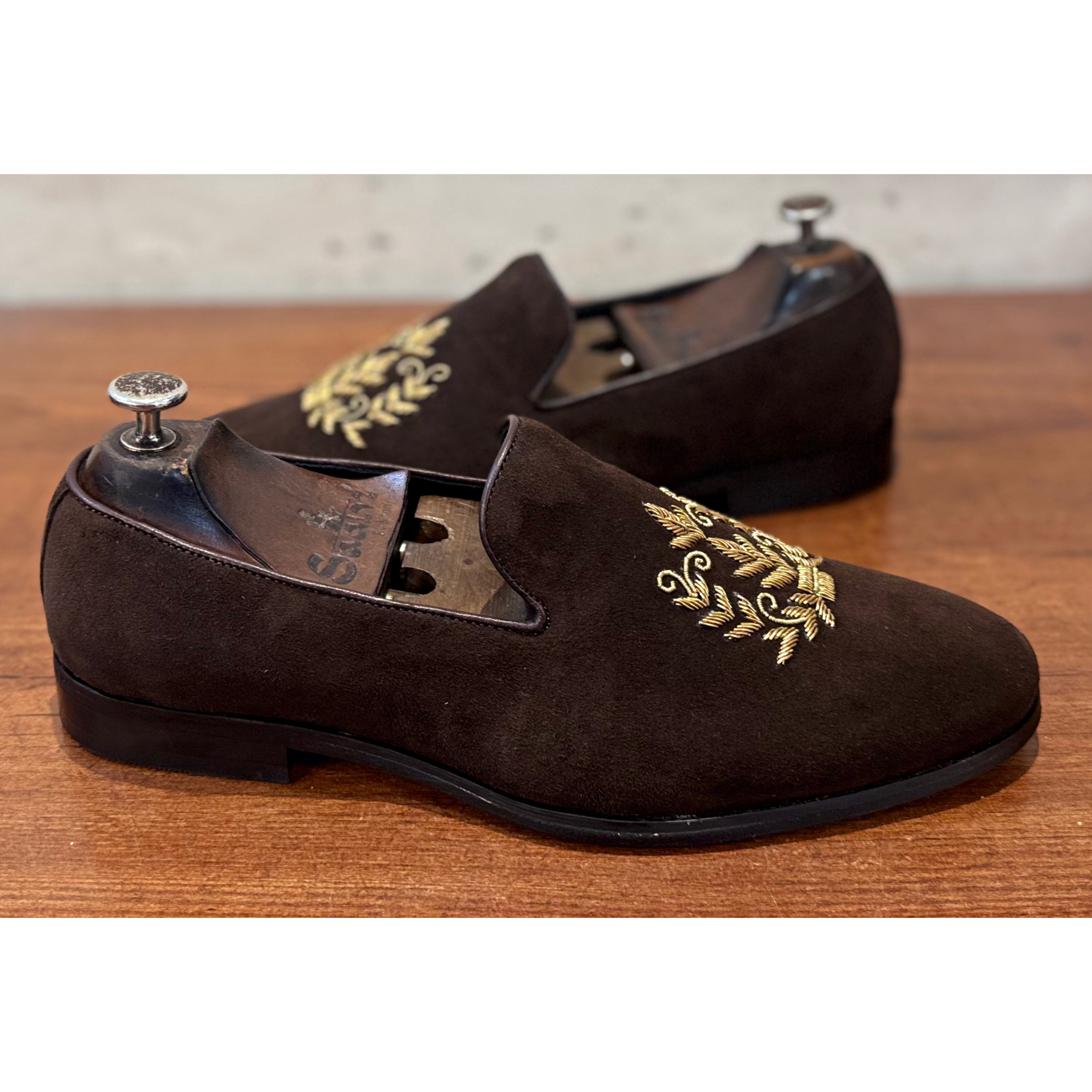 Brown Suede Leaf Embroidery Slipons