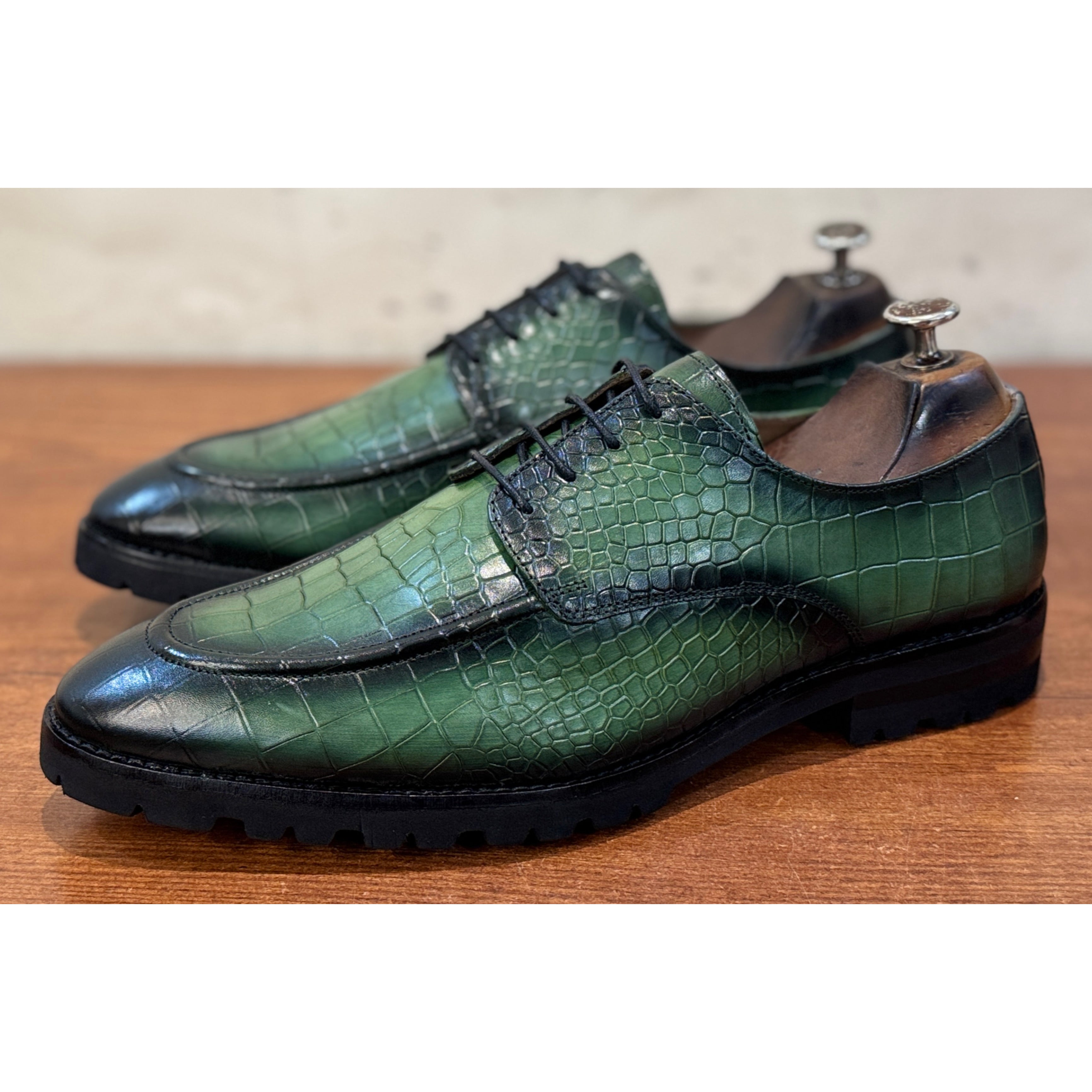 Green Croc-Embossed Leather Derby Shoes – Luxury Textured Formal Dress Shoes