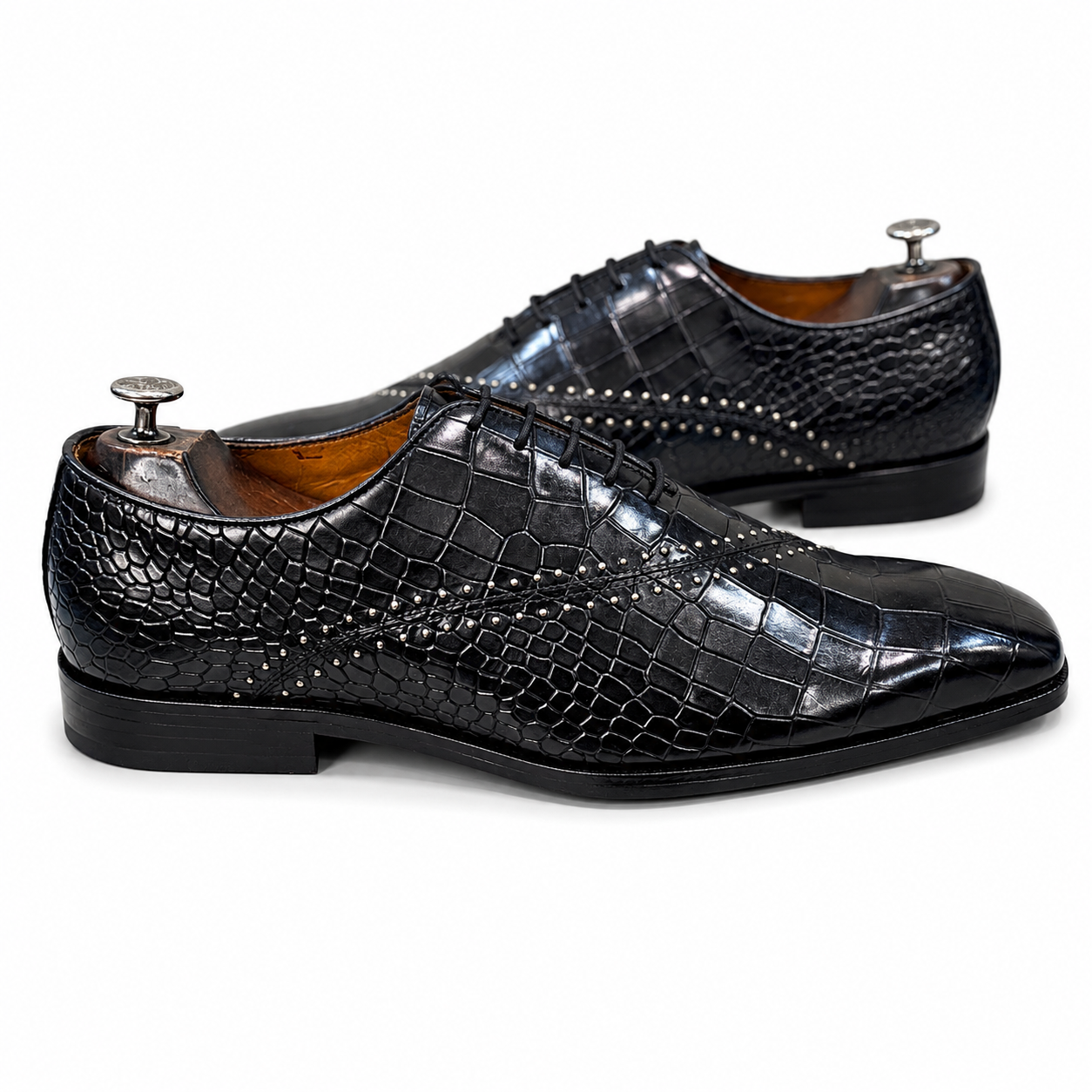 Black Croc-Embossed Leather Oxford Shoes – Luxury Studded Formal Dress Shoes