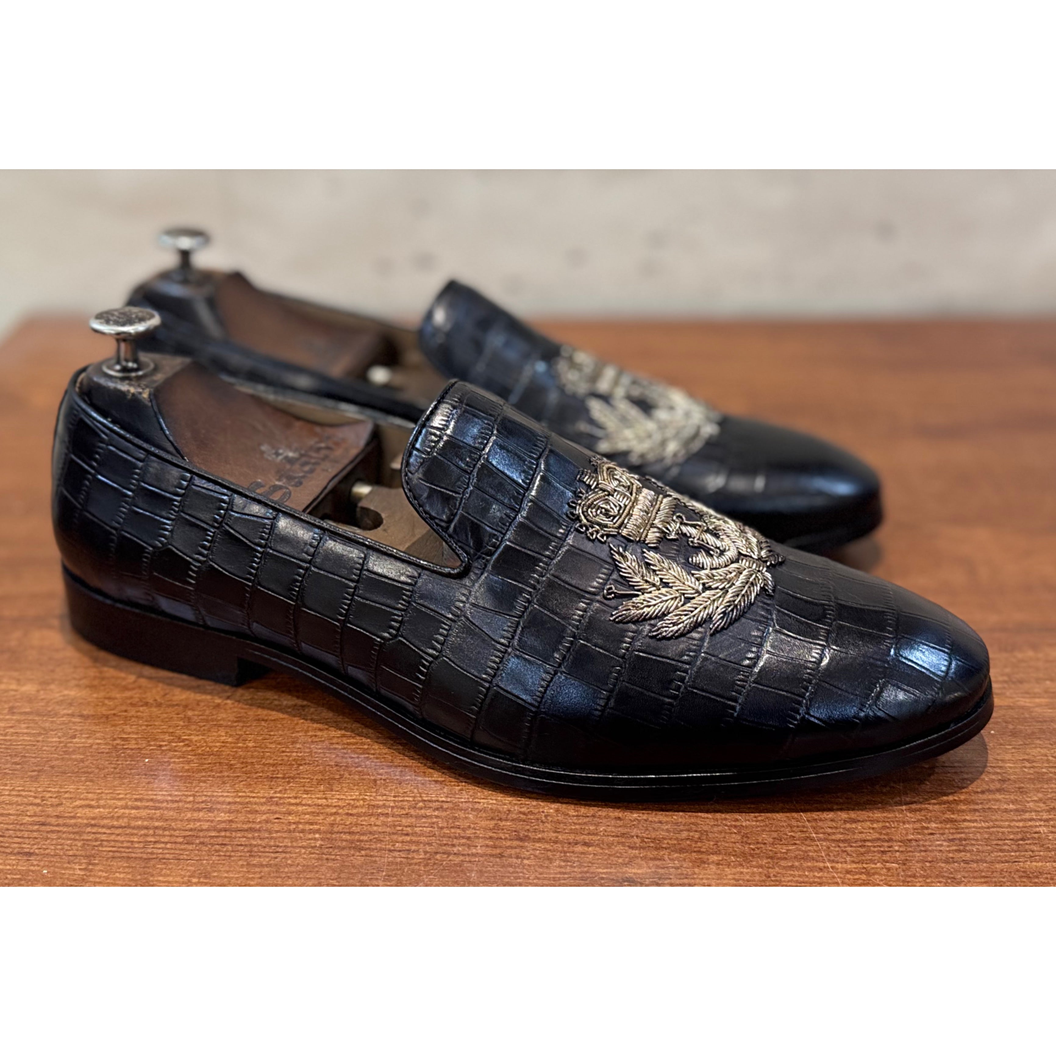 Black Croco With Crown Embroidery