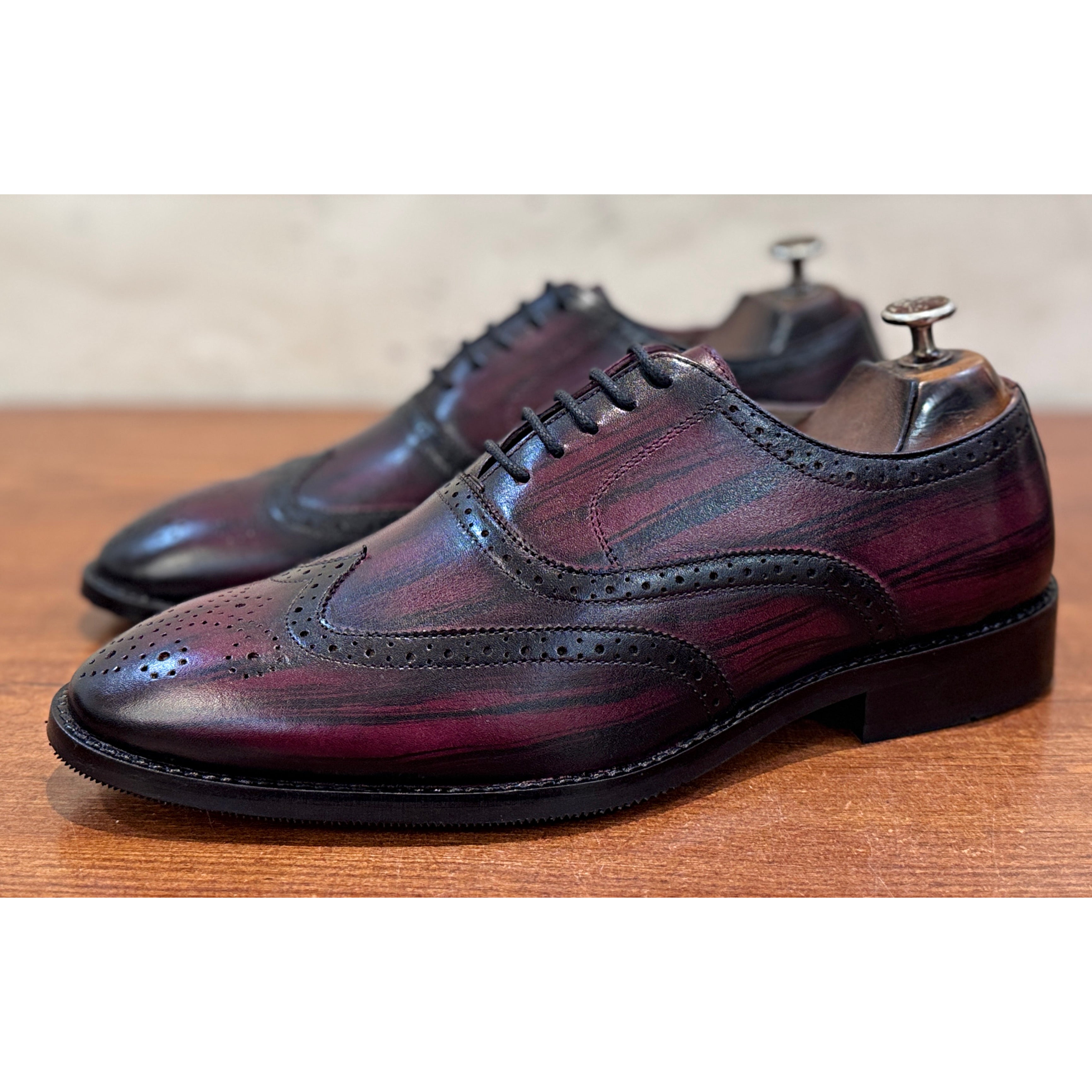 Bordeaux Patina Wingtip Oxford Shoes – Hand-Painted Burgundy Leather Dress Shoes for Men