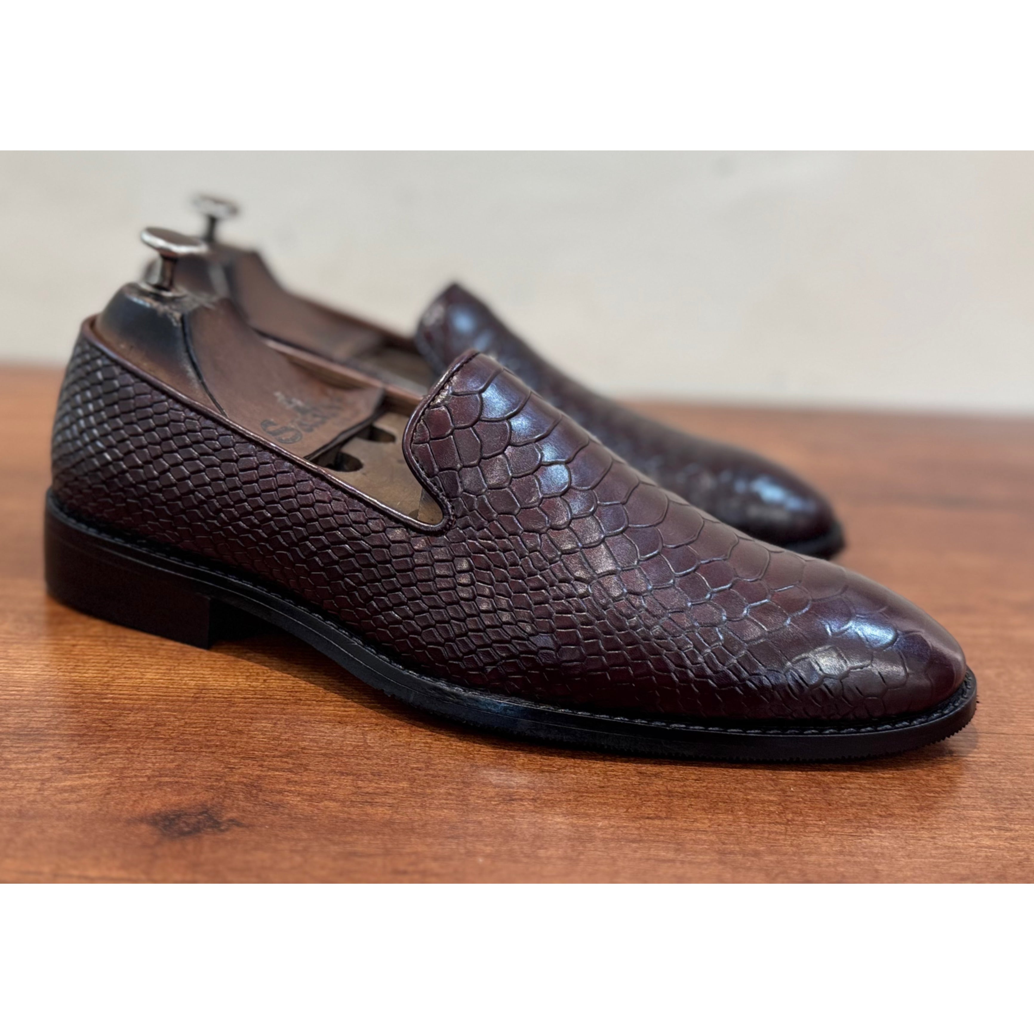 Python Embossed Loafers | Bordo