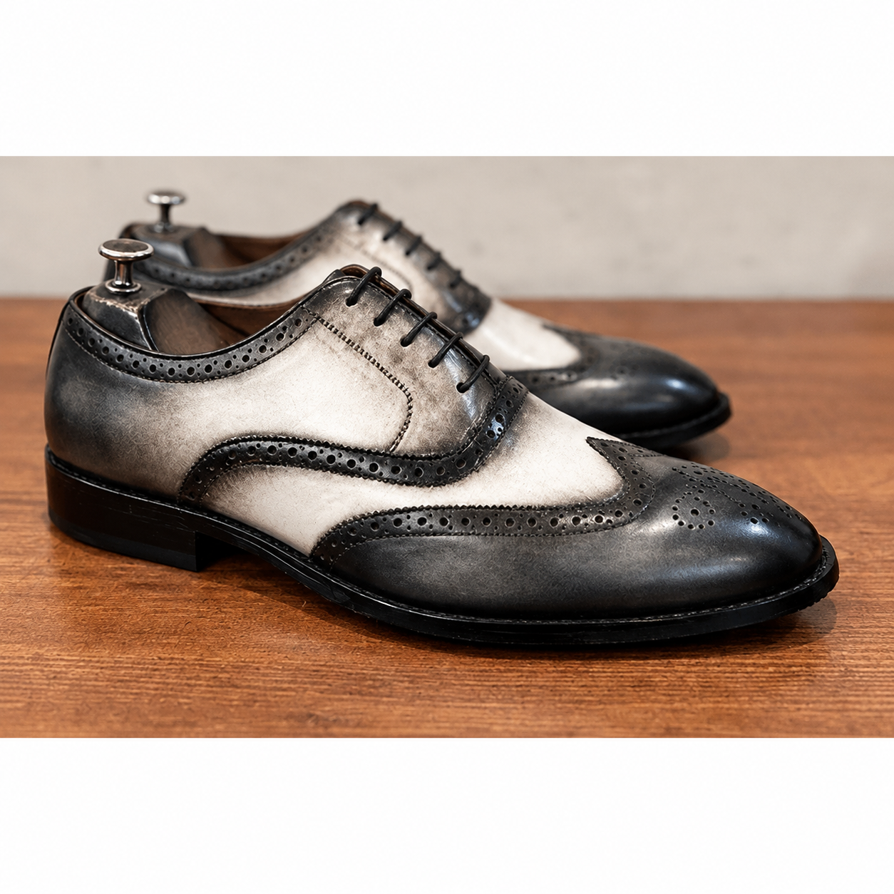 Monaco Noir Spectator Oxford