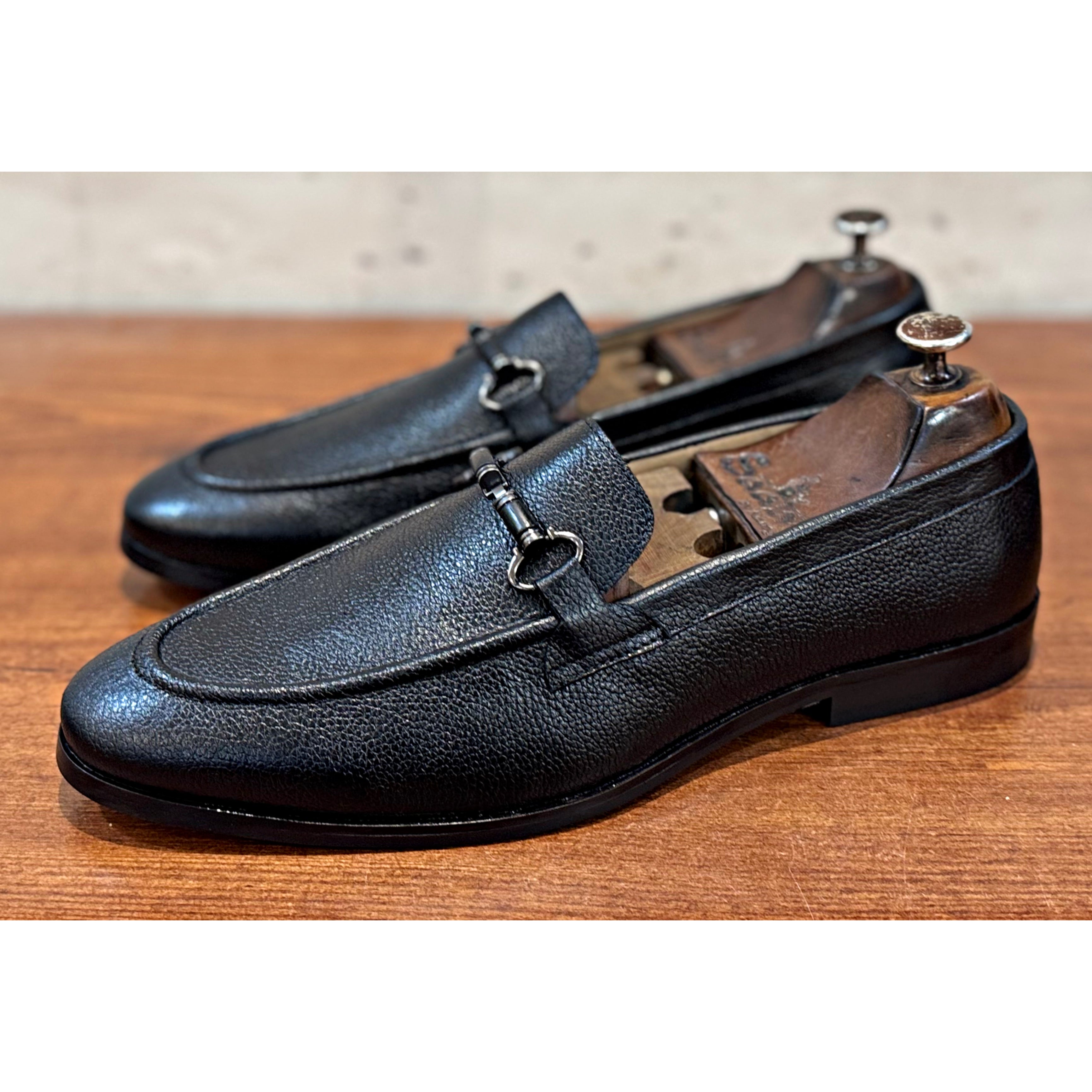 Colton Slipons - Black