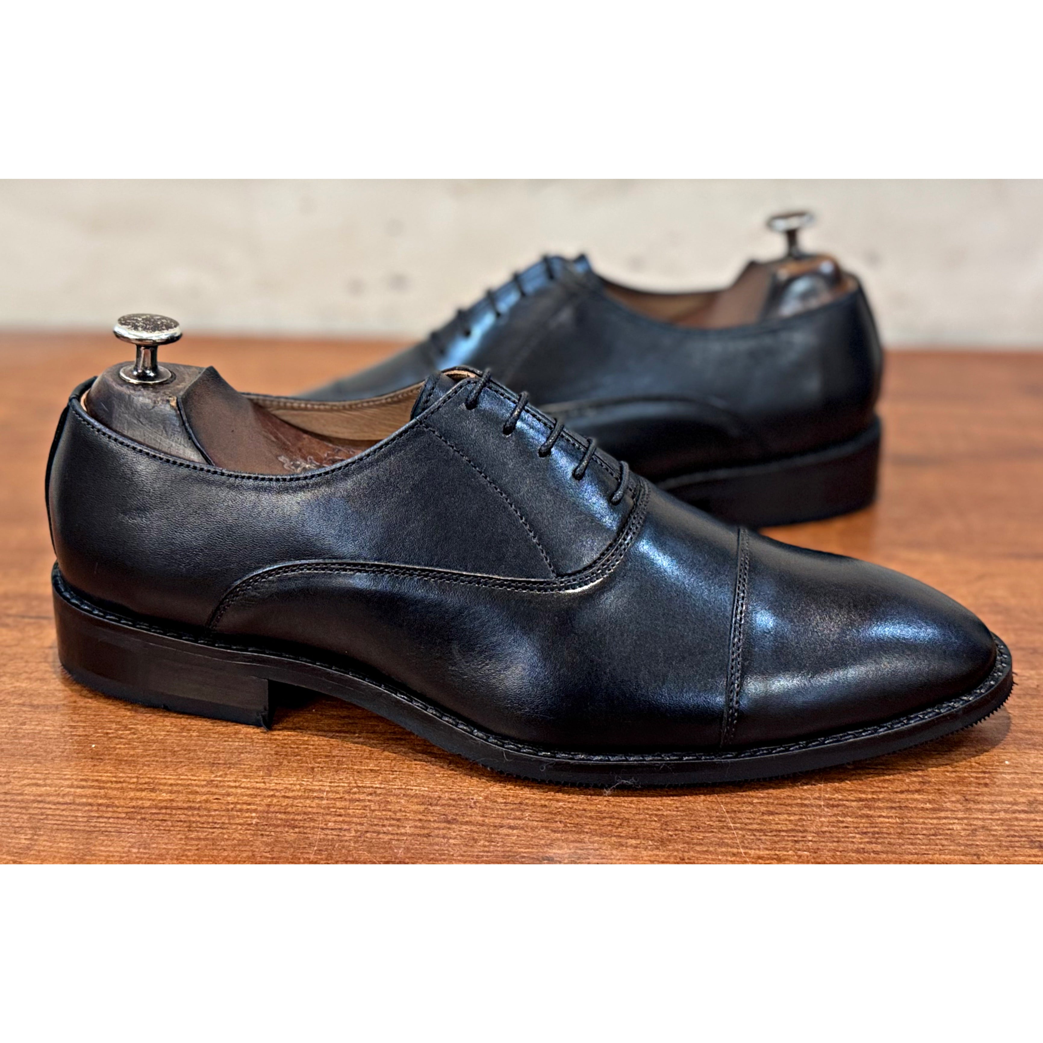 Classic Gentleman Cap-Toe Oxfords