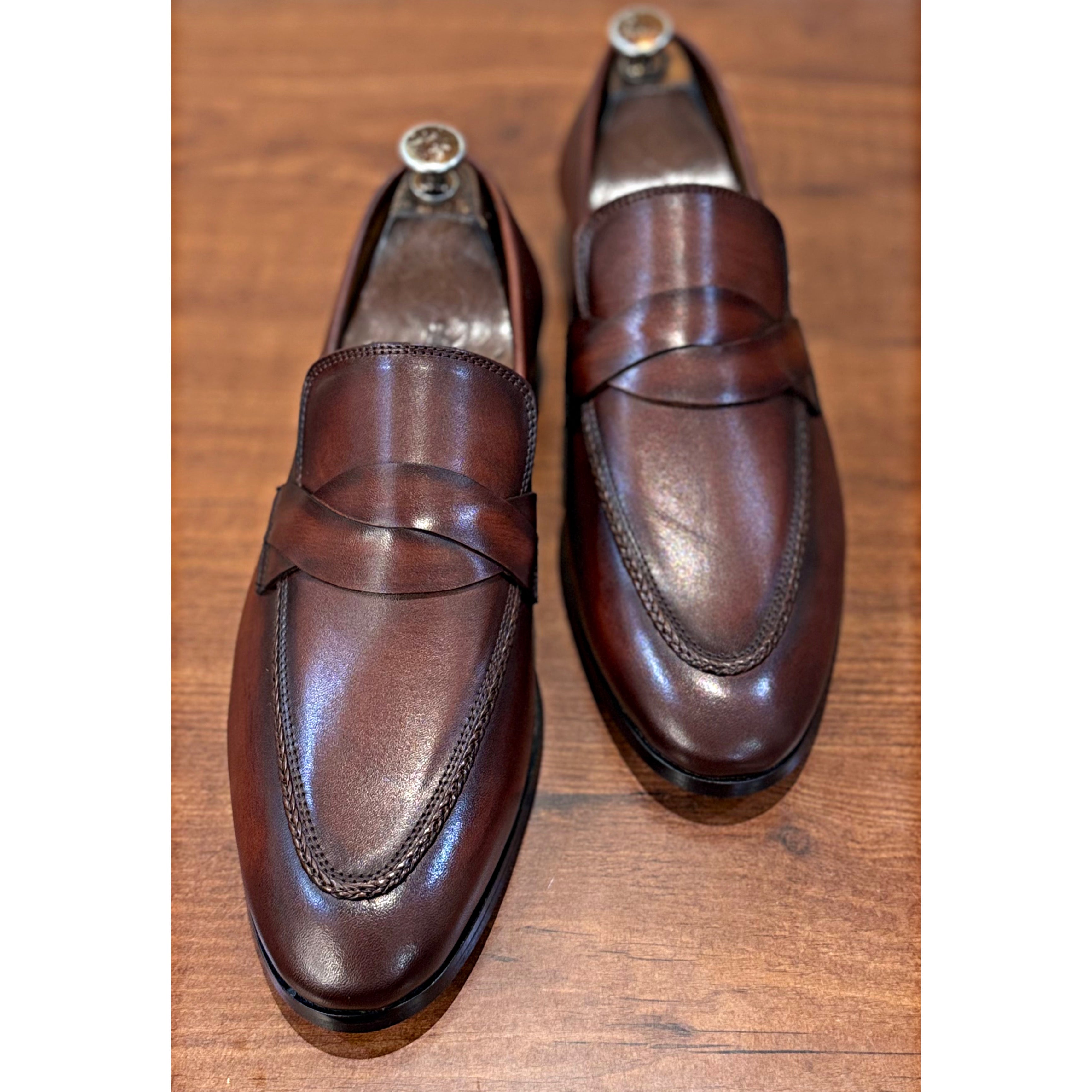 Royce | Brown Hand Finished