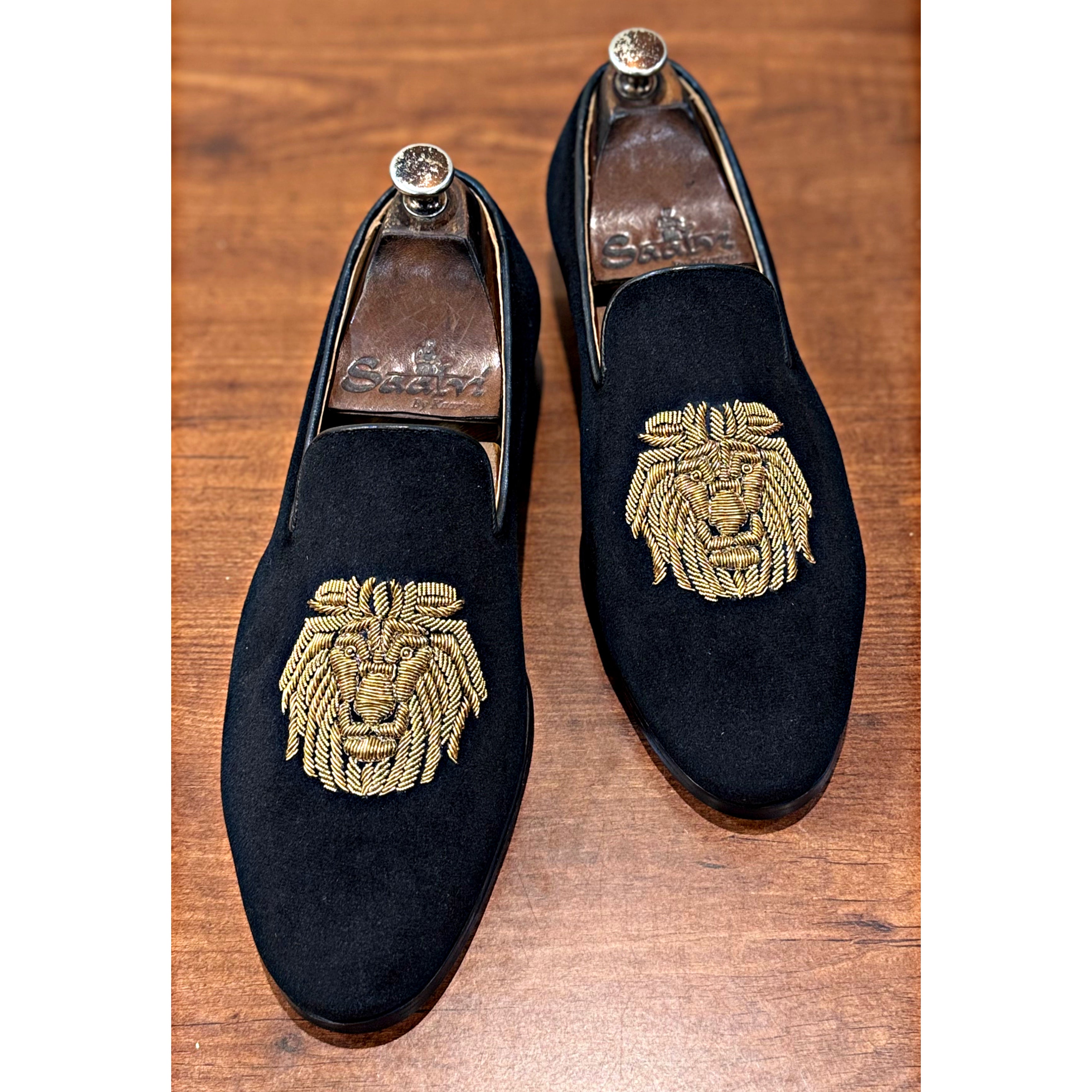 Black Velvet Lion Zardosi Slipons