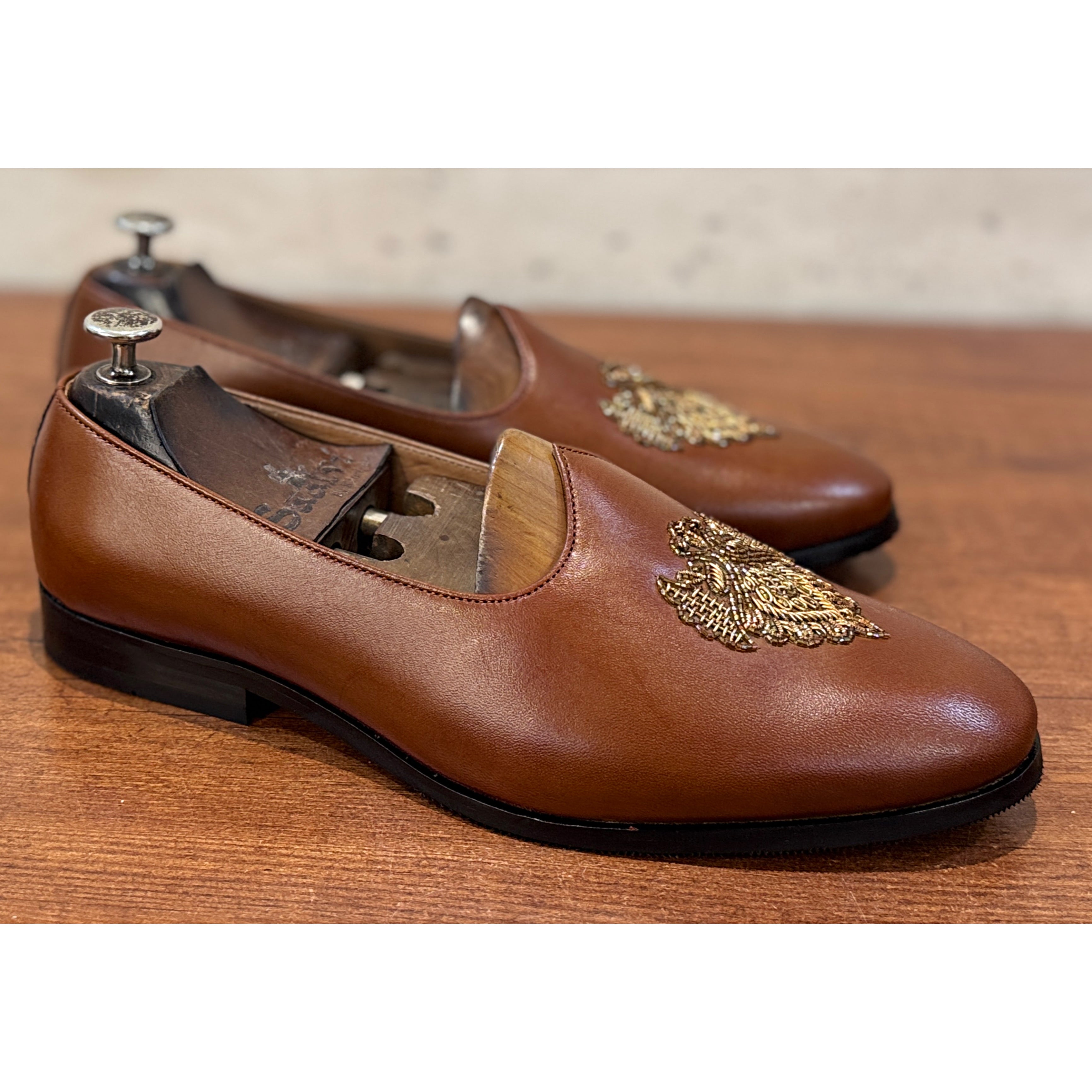Royal Crest Handcrafted Leather Jalsa – Luxury Brown Embroidered Wedding Shoes for Men