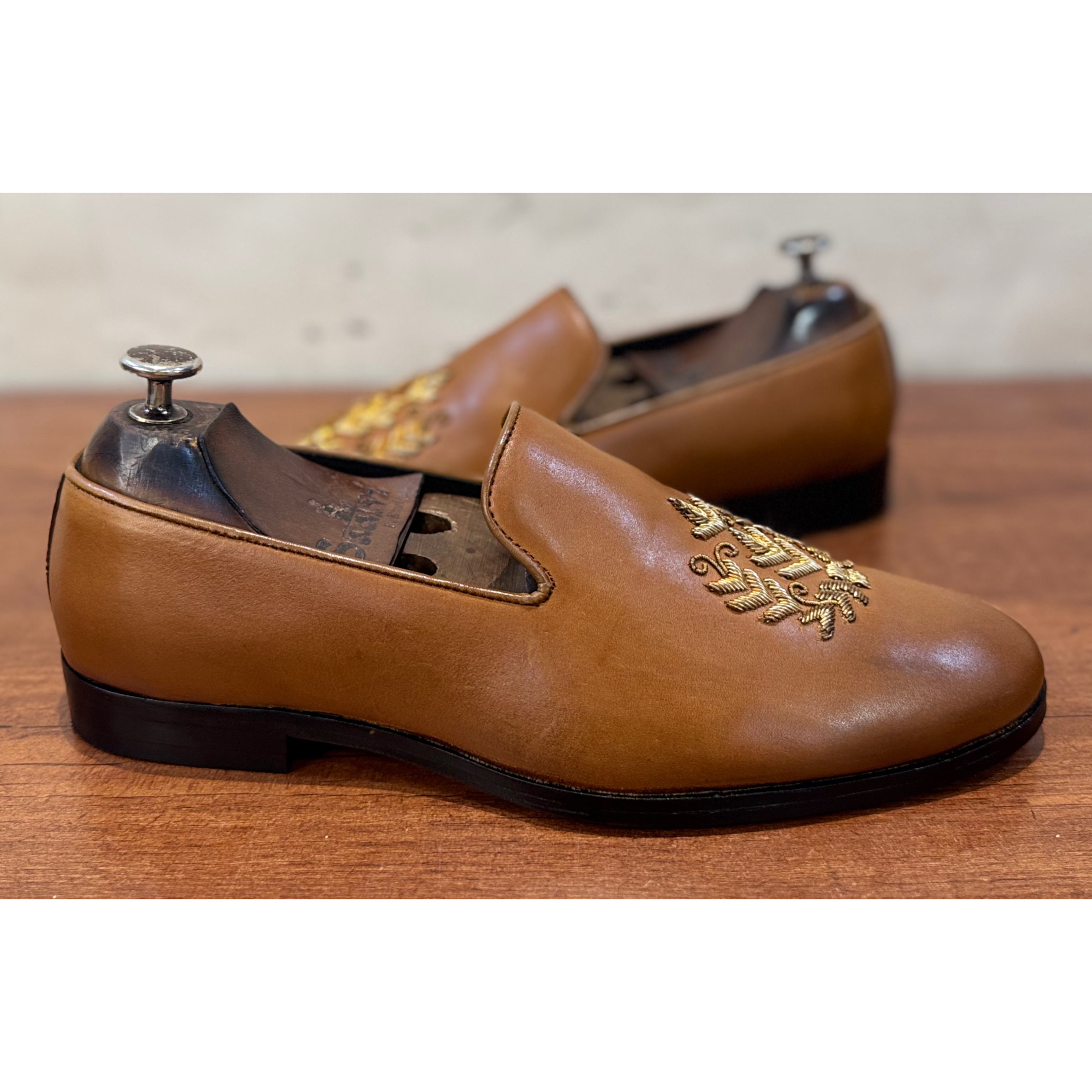 Tan Leaf Zardosi Slipons